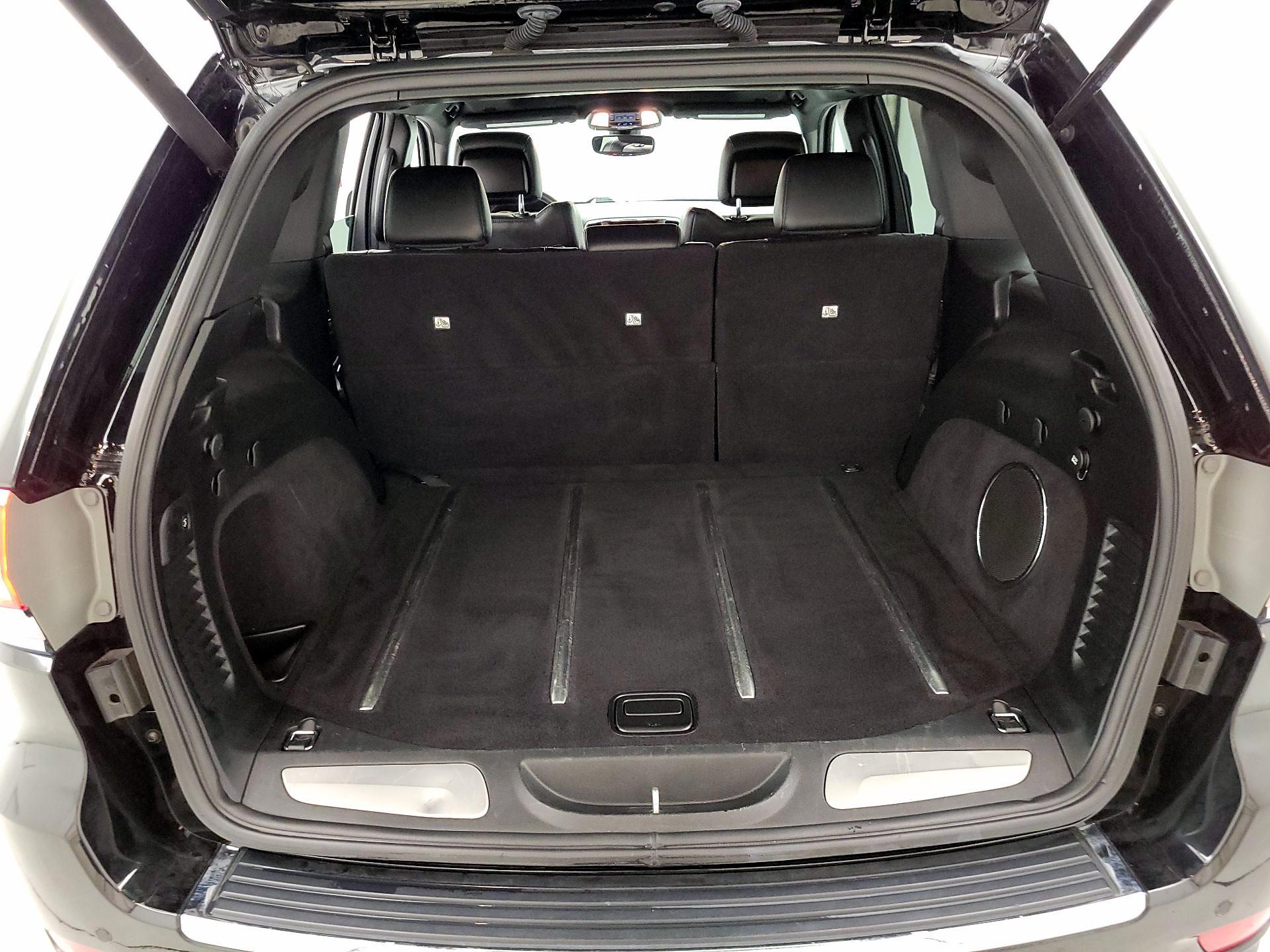 Thumbnail: 2017 Jeep Grand Cherokee - 19