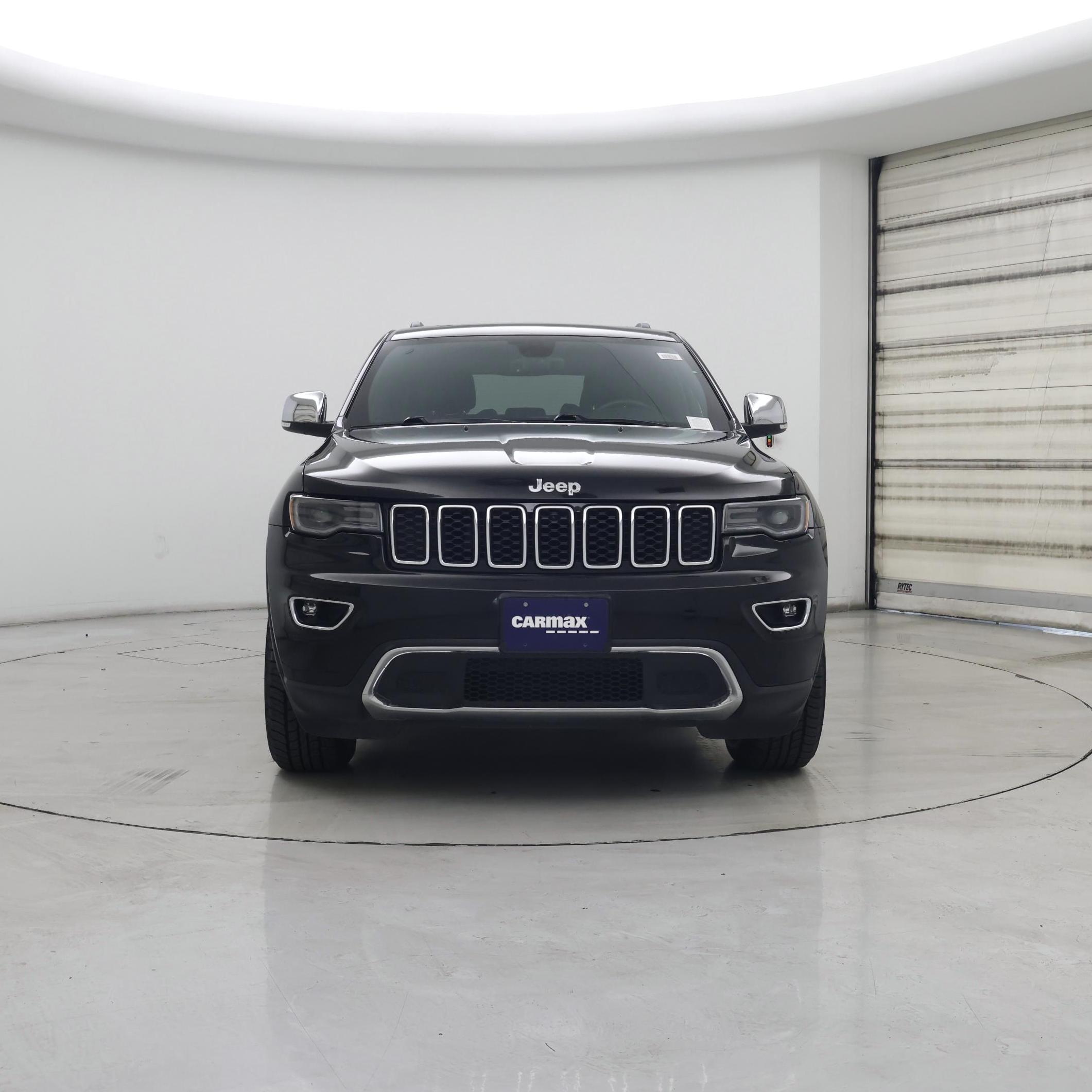 Thumbnail: 2017 Jeep Grand Cherokee - 5