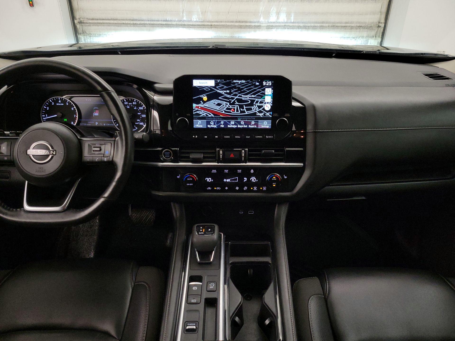 Thumbnail: 2023 Nissan Pathfinder - 9