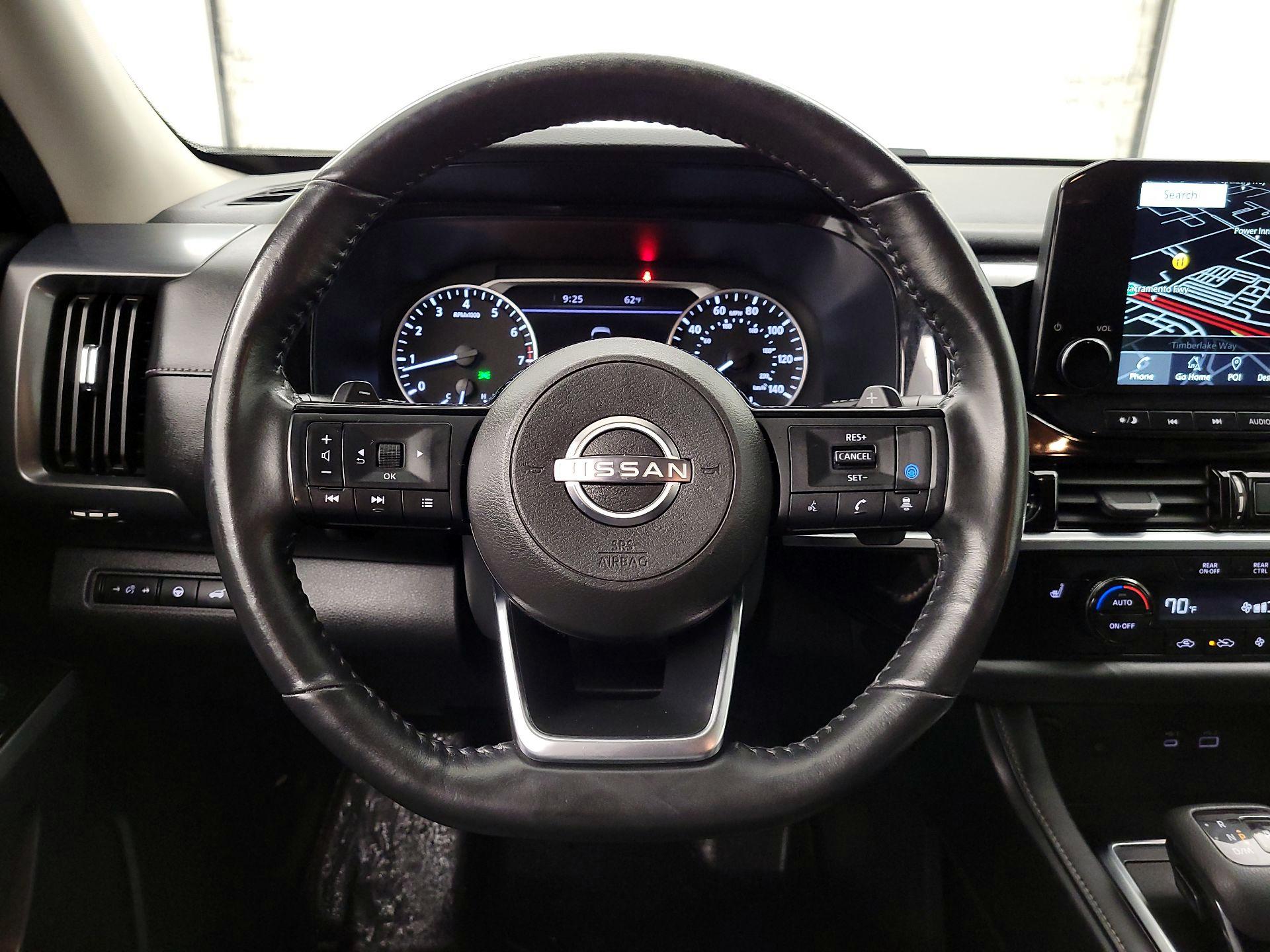 Thumbnail: 2023 Nissan Pathfinder - 10