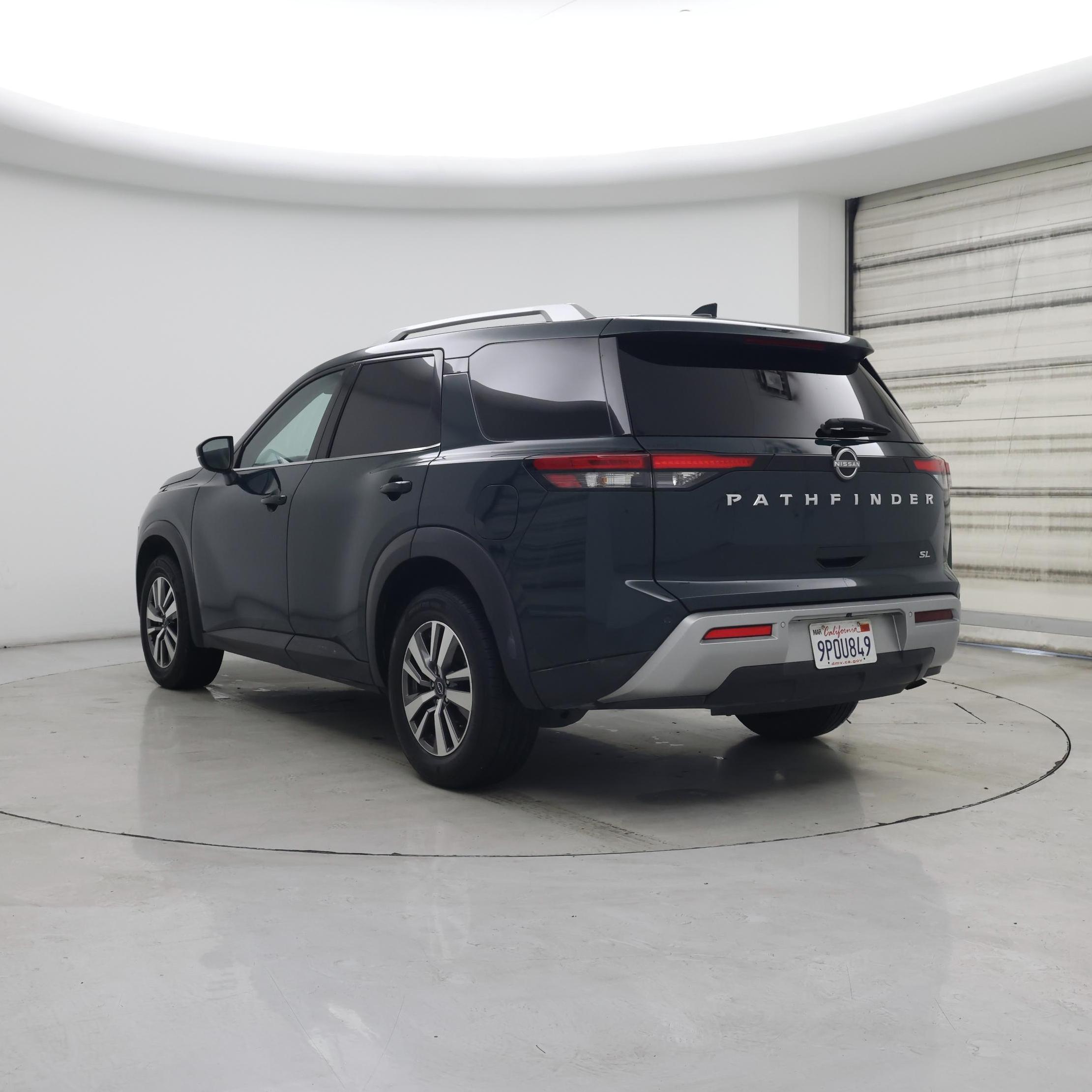 Thumbnail: 2023 Nissan Pathfinder - 2