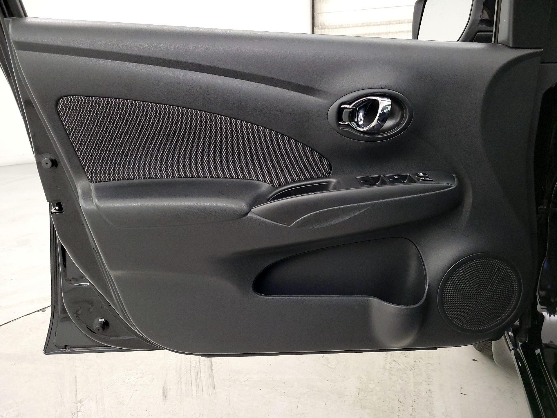 Thumbnail: 2015 Nissan Versa - 12