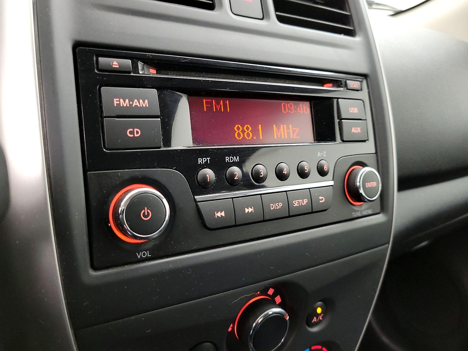 Thumbnail: 2015 Nissan Versa - 14