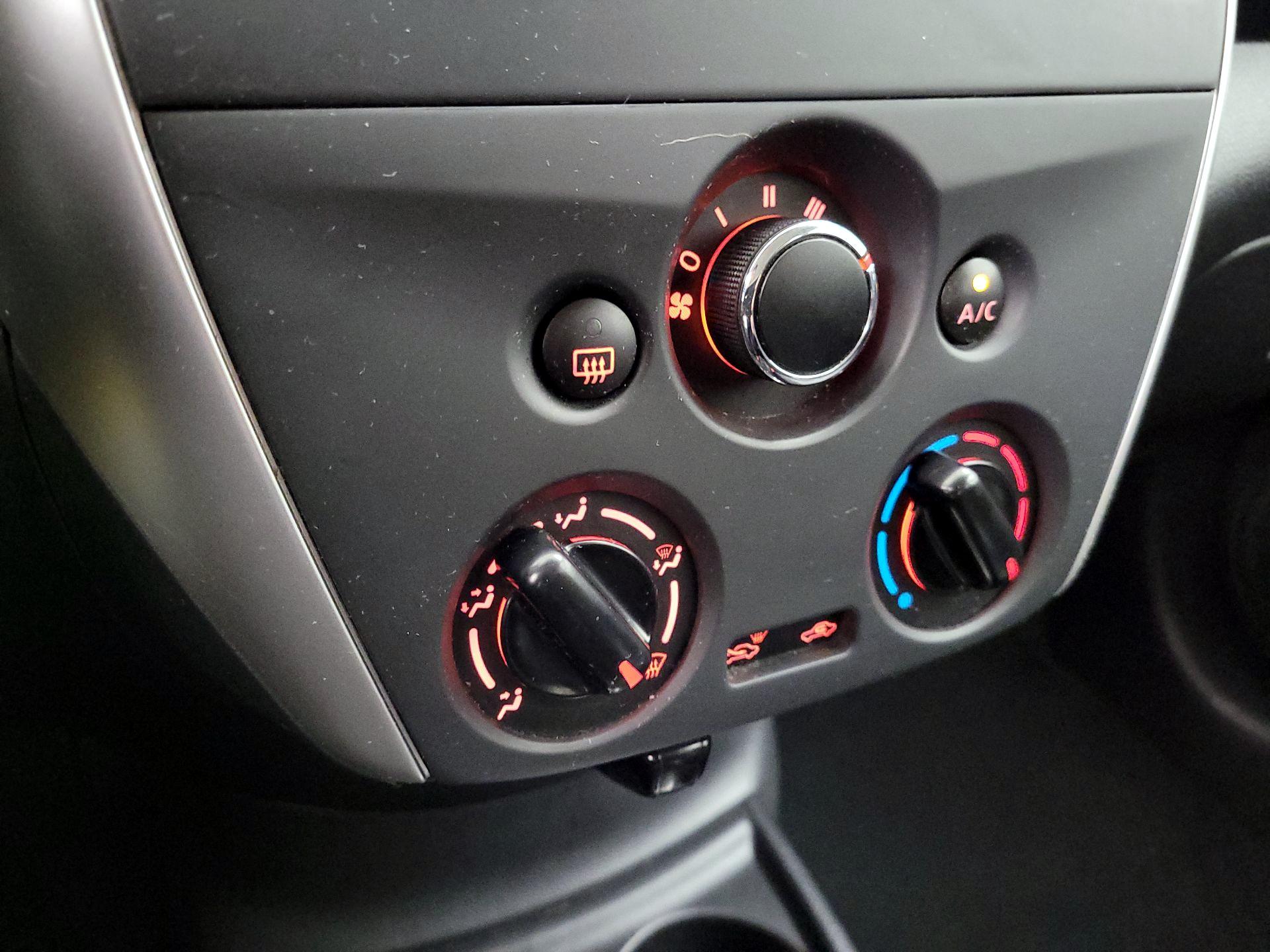 Thumbnail: 2015 Nissan Versa - 15