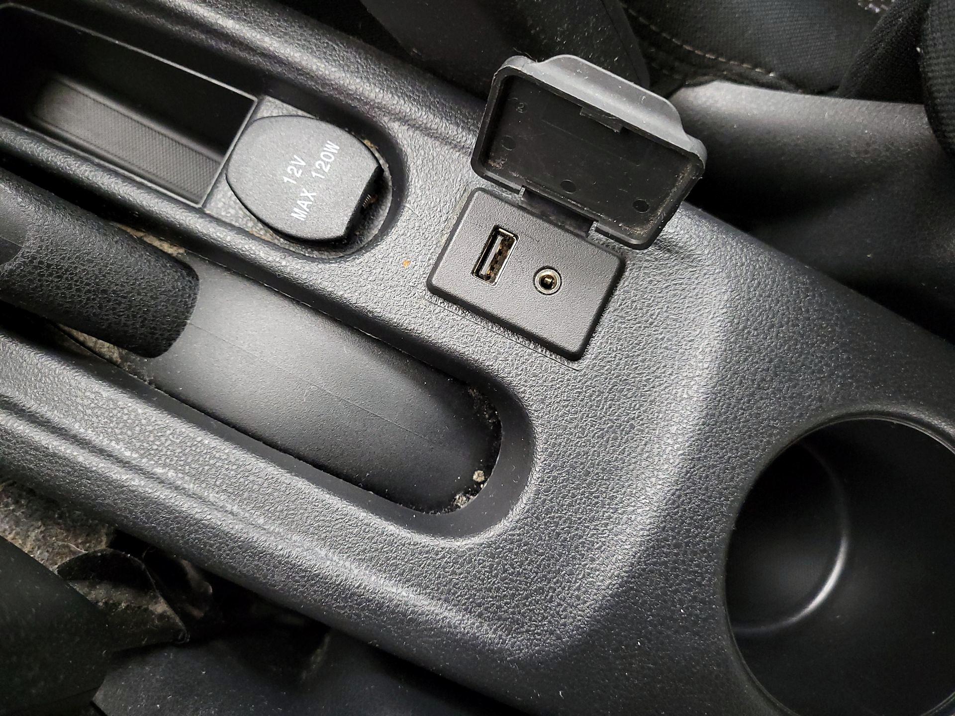 Thumbnail: 2015 Nissan Versa - 17