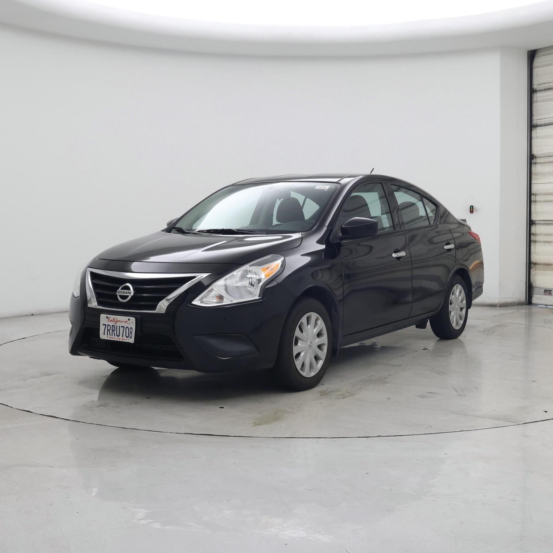 Thumbnail: 2015 Nissan Versa - 4