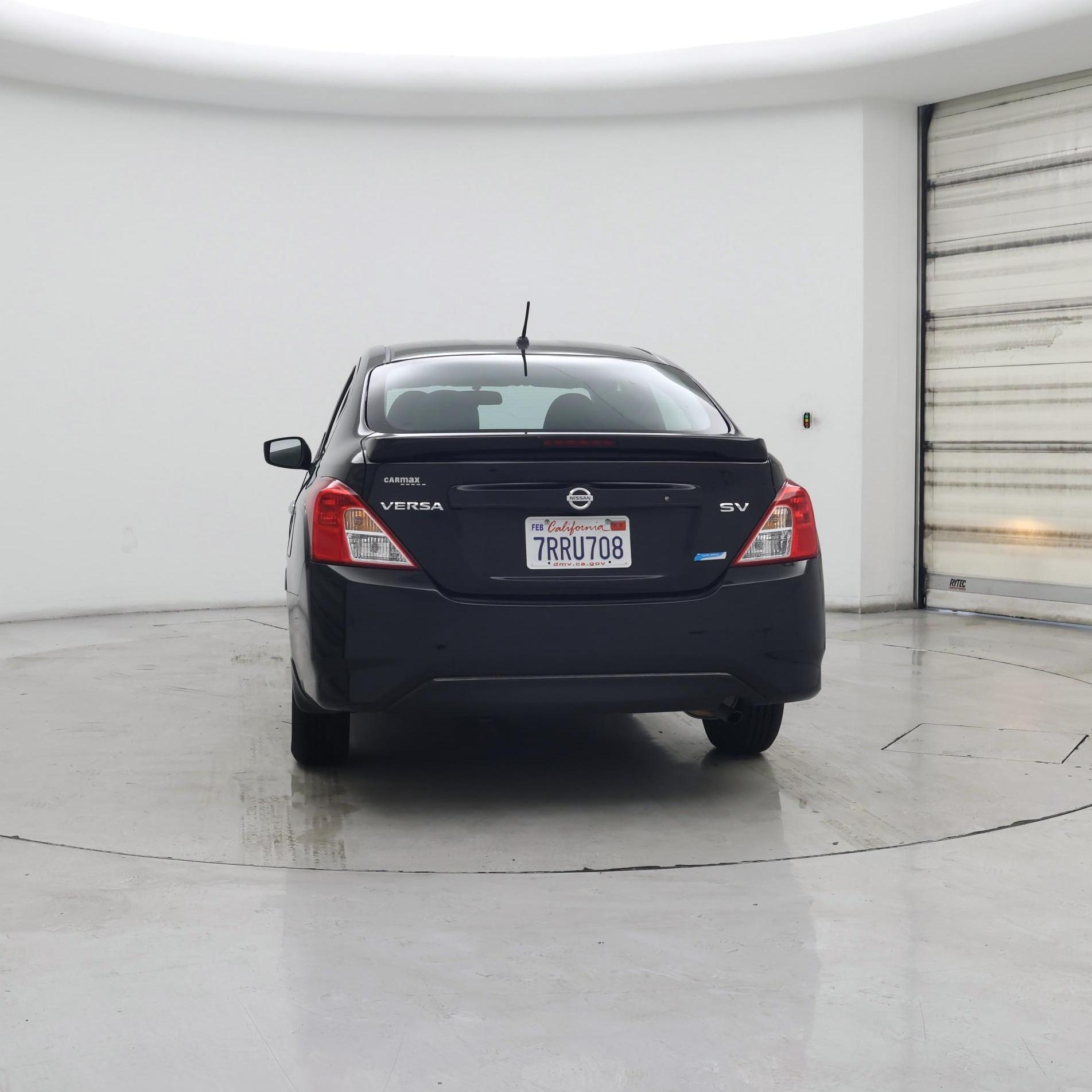 Thumbnail: 2015 Nissan Versa - 6