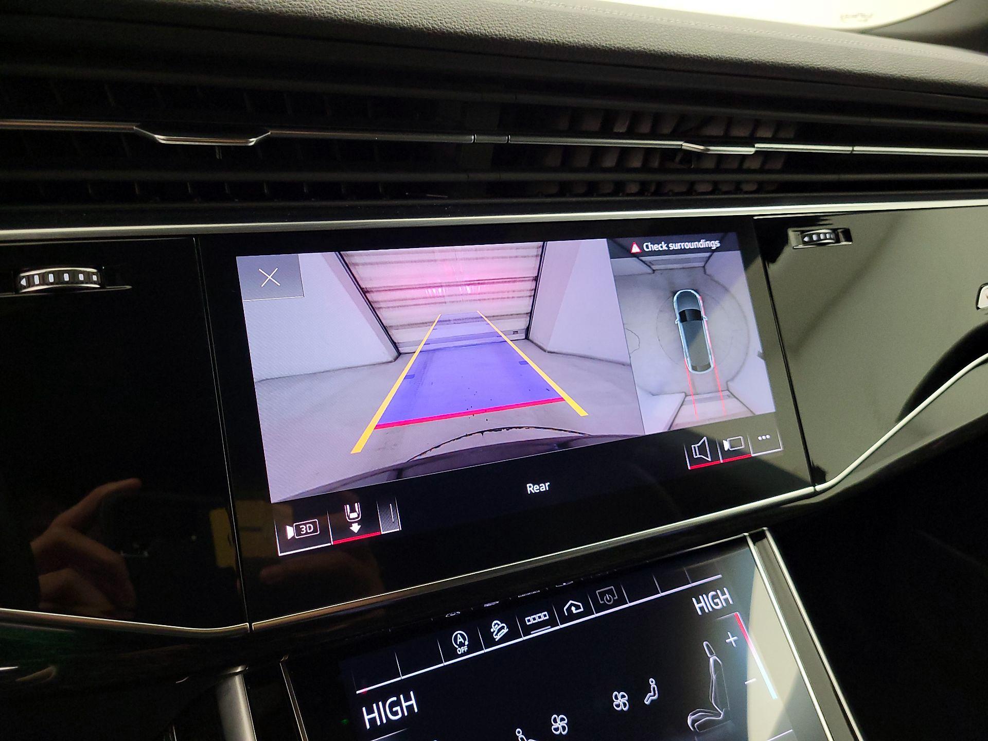 Thumbnail: 2023 Audi Q8 - 15