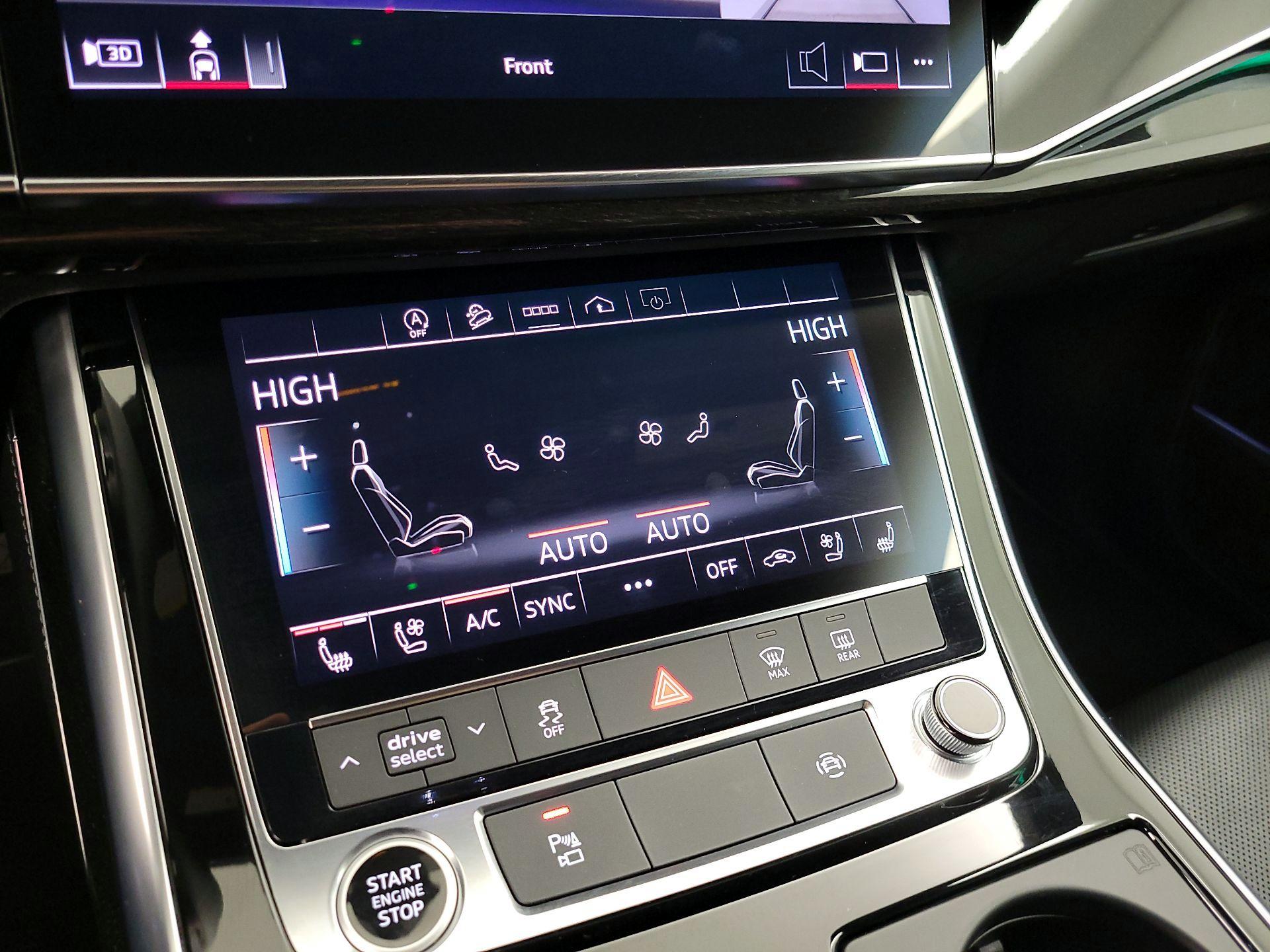 Thumbnail: 2023 Audi Q8 - 17