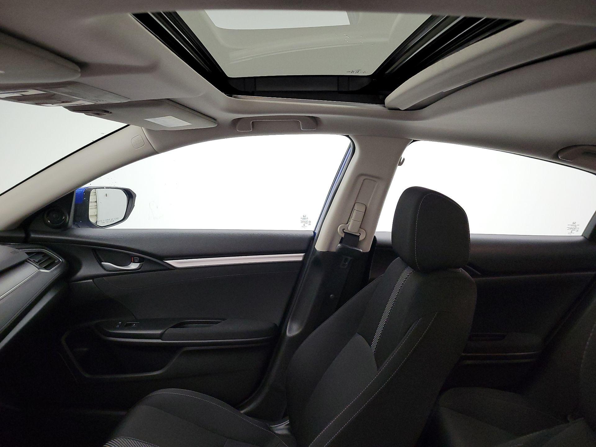 Thumbnail: 2017 Honda Civic - 19