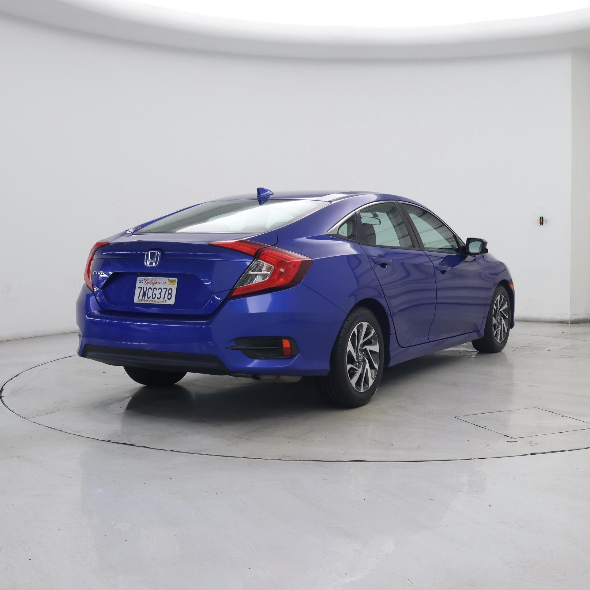 Thumbnail: 2017 Honda Civic - 8