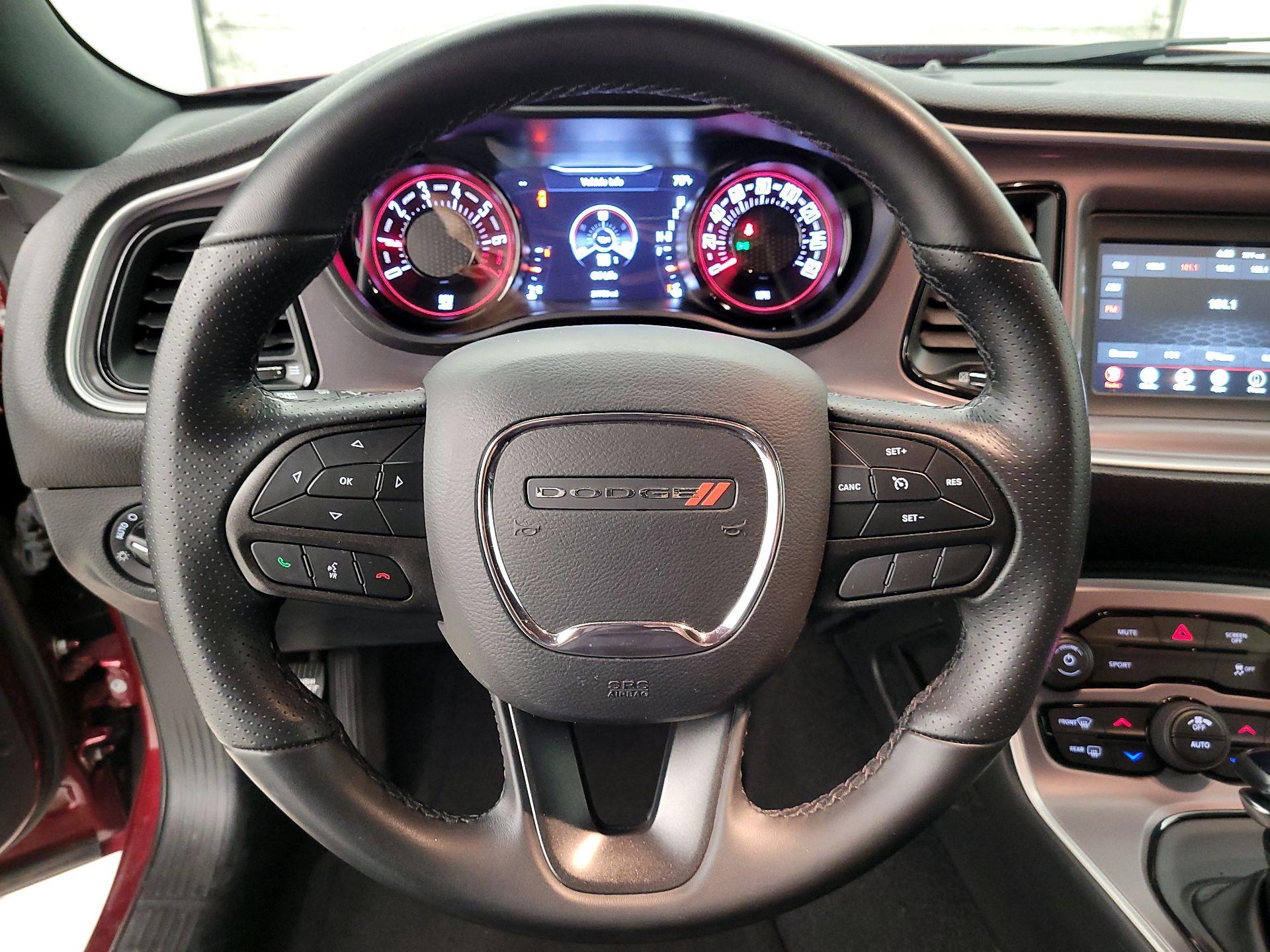 Thumbnail: 2022 Dodge Challenger - 10