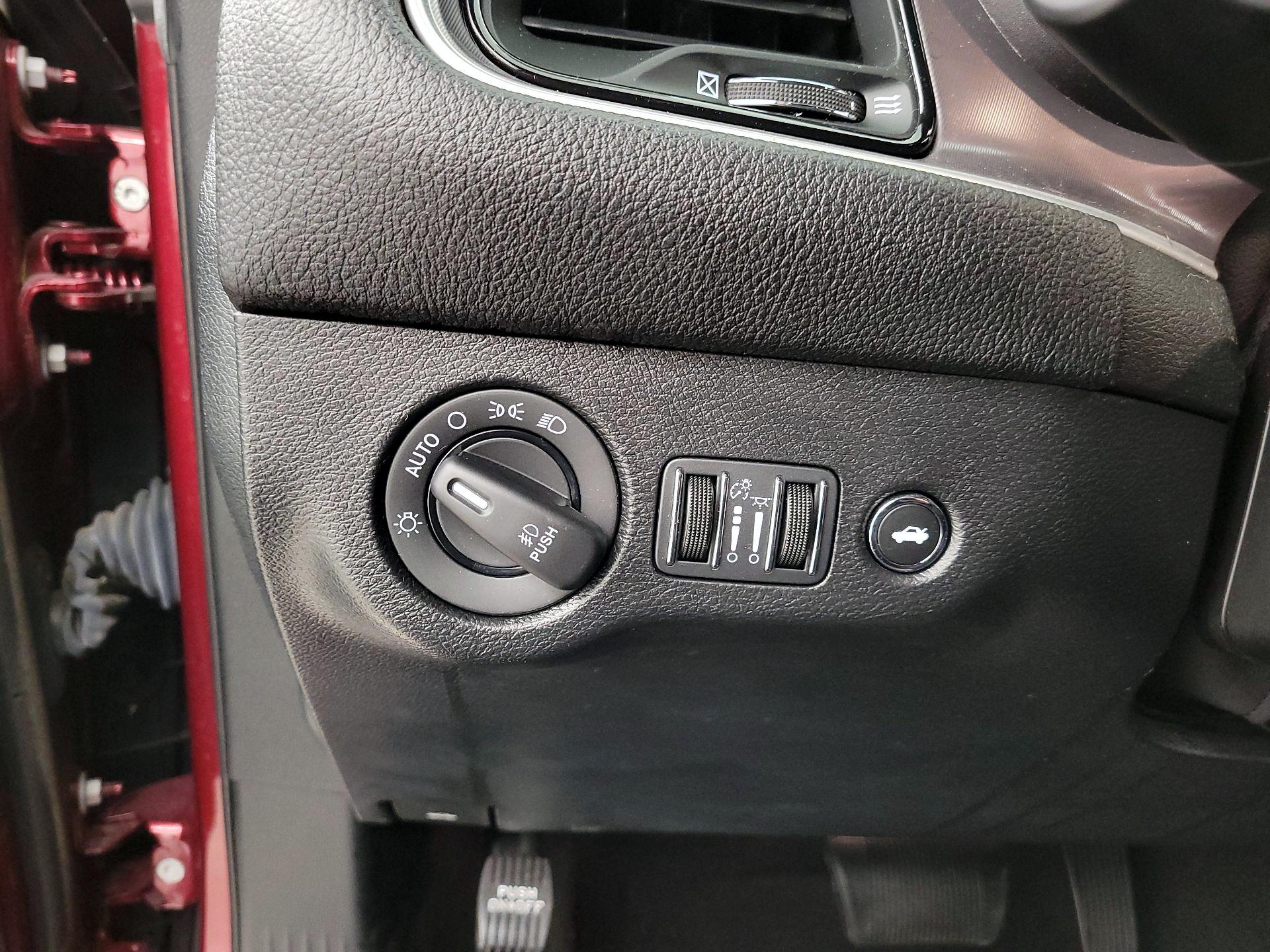 Thumbnail: 2022 Dodge Challenger - 13