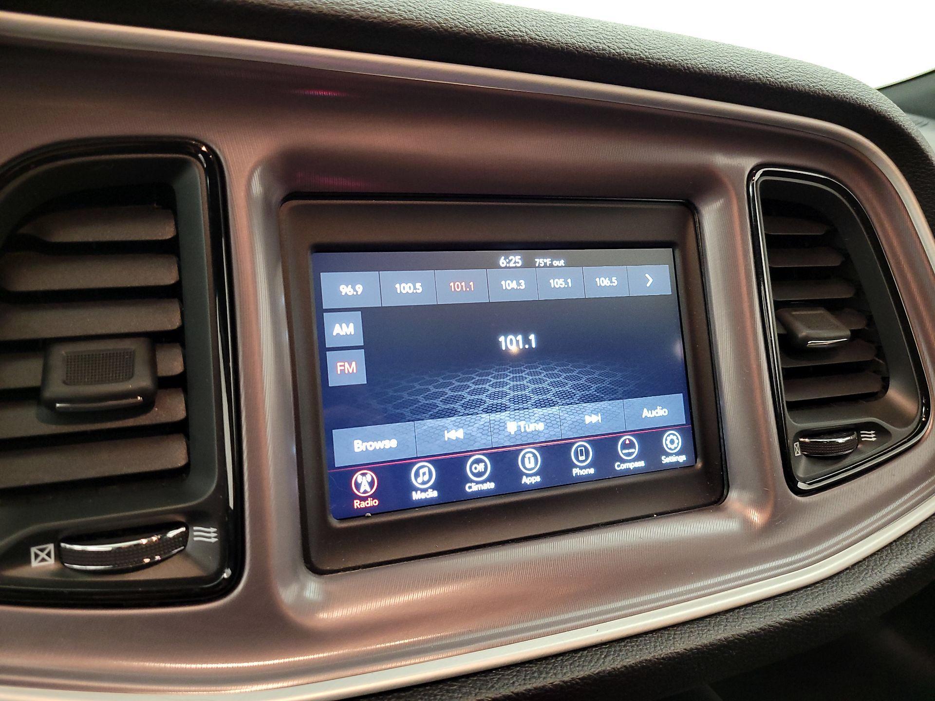 Thumbnail: 2022 Dodge Challenger - 15