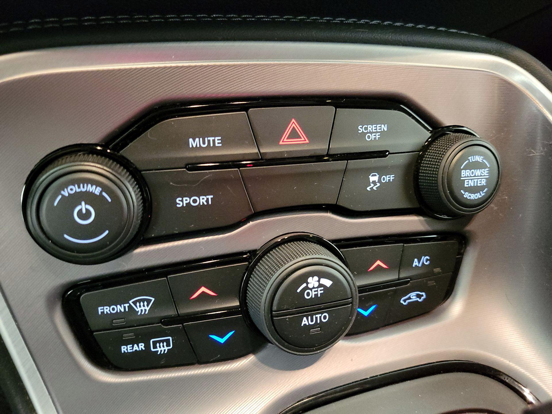 Thumbnail: 2022 Dodge Challenger - 16