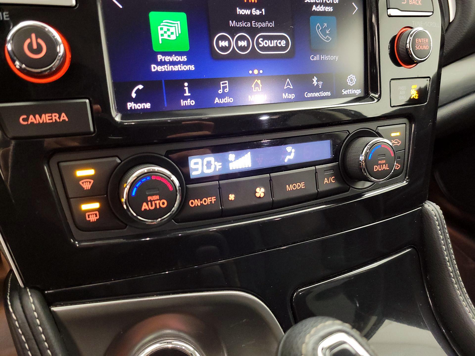 Thumbnail: 2021 Nissan Maxima - 17