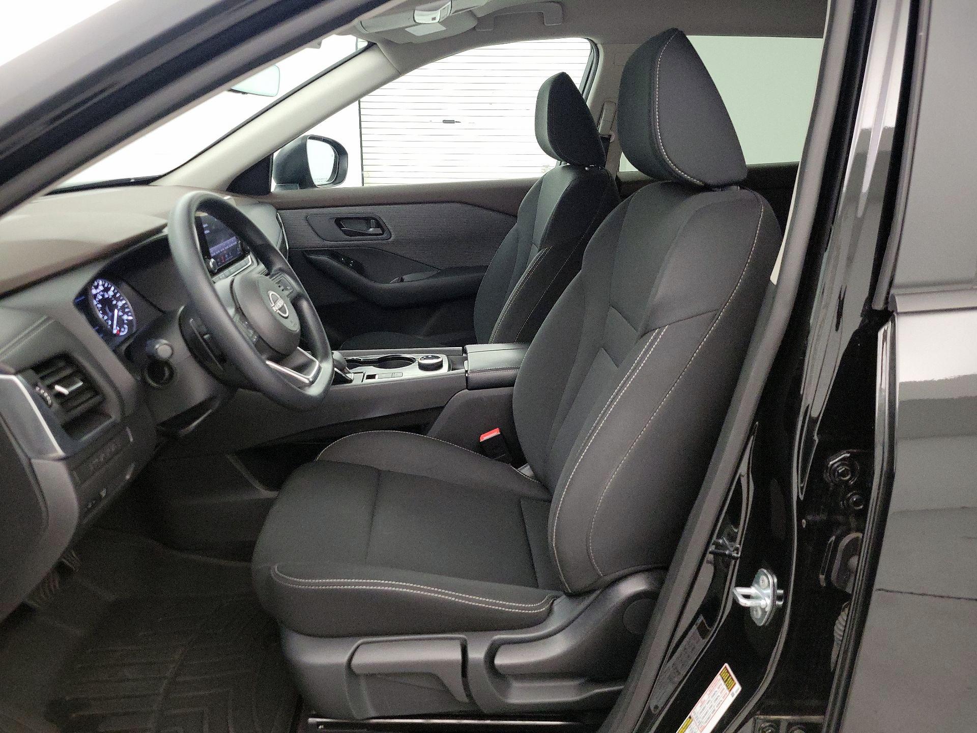 Thumbnail: 2023 Nissan Rogue - 11