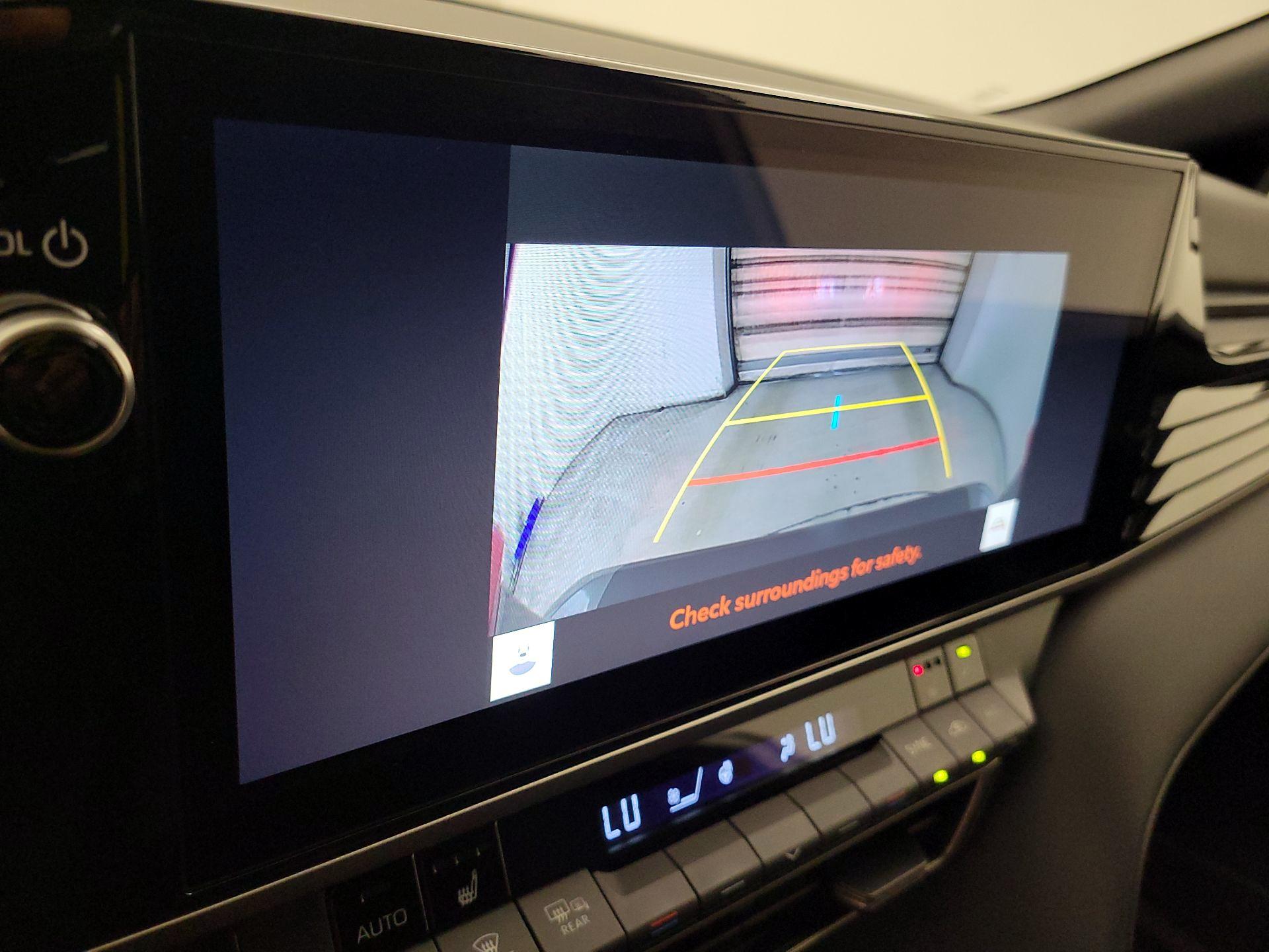 Thumbnail: 2025 Toyota Camry - 14