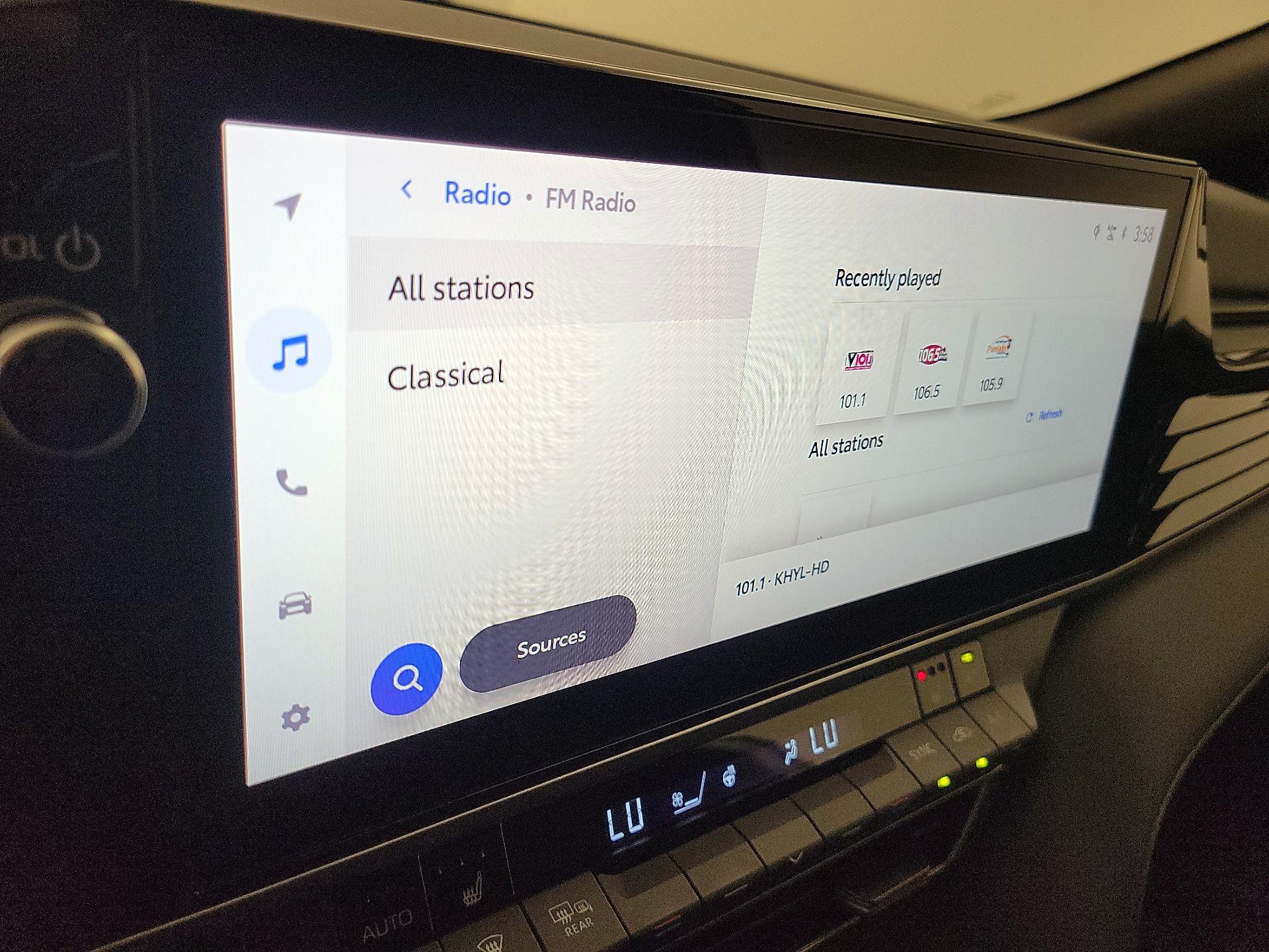 Thumbnail: 2025 Toyota Camry - 15