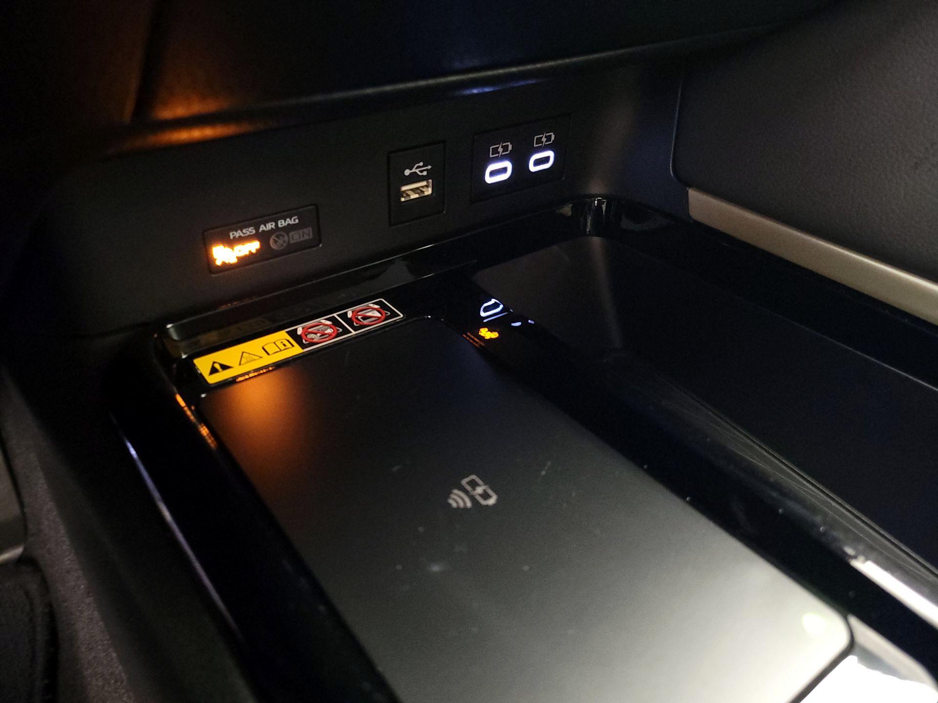 Thumbnail: 2025 Toyota Camry - 18