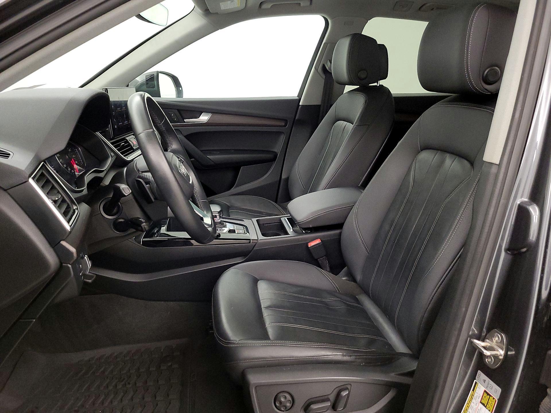 Thumbnail: 2022 Audi Q5 - 11