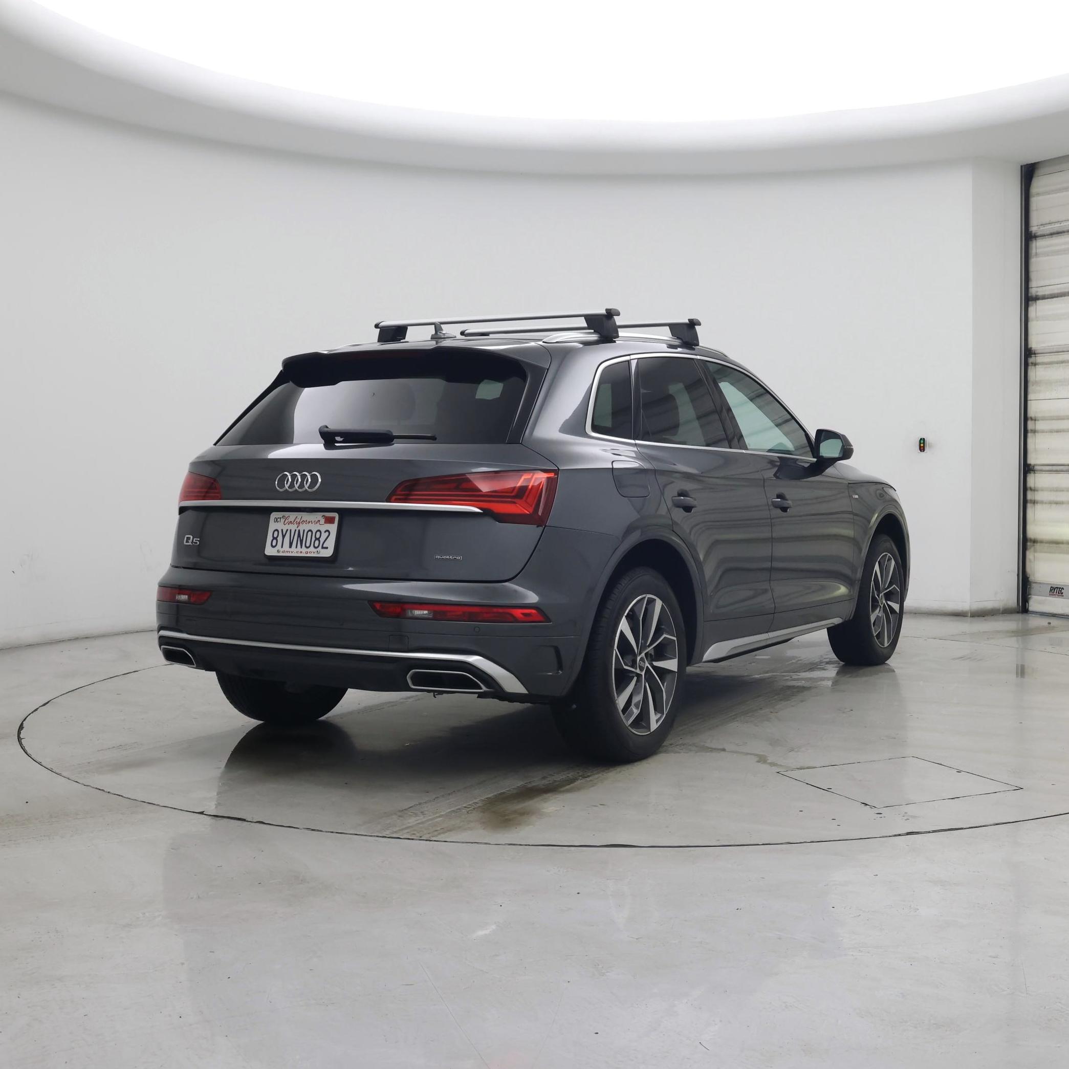 Thumbnail: 2022 Audi Q5 - 8