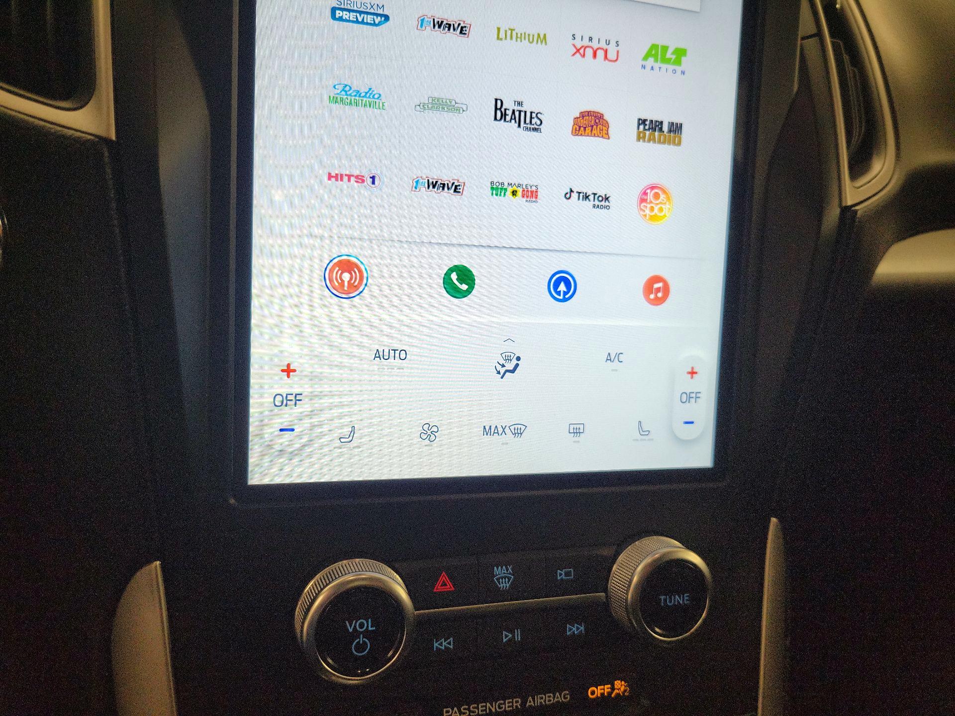 Thumbnail: 2024 Ford Edge - 15