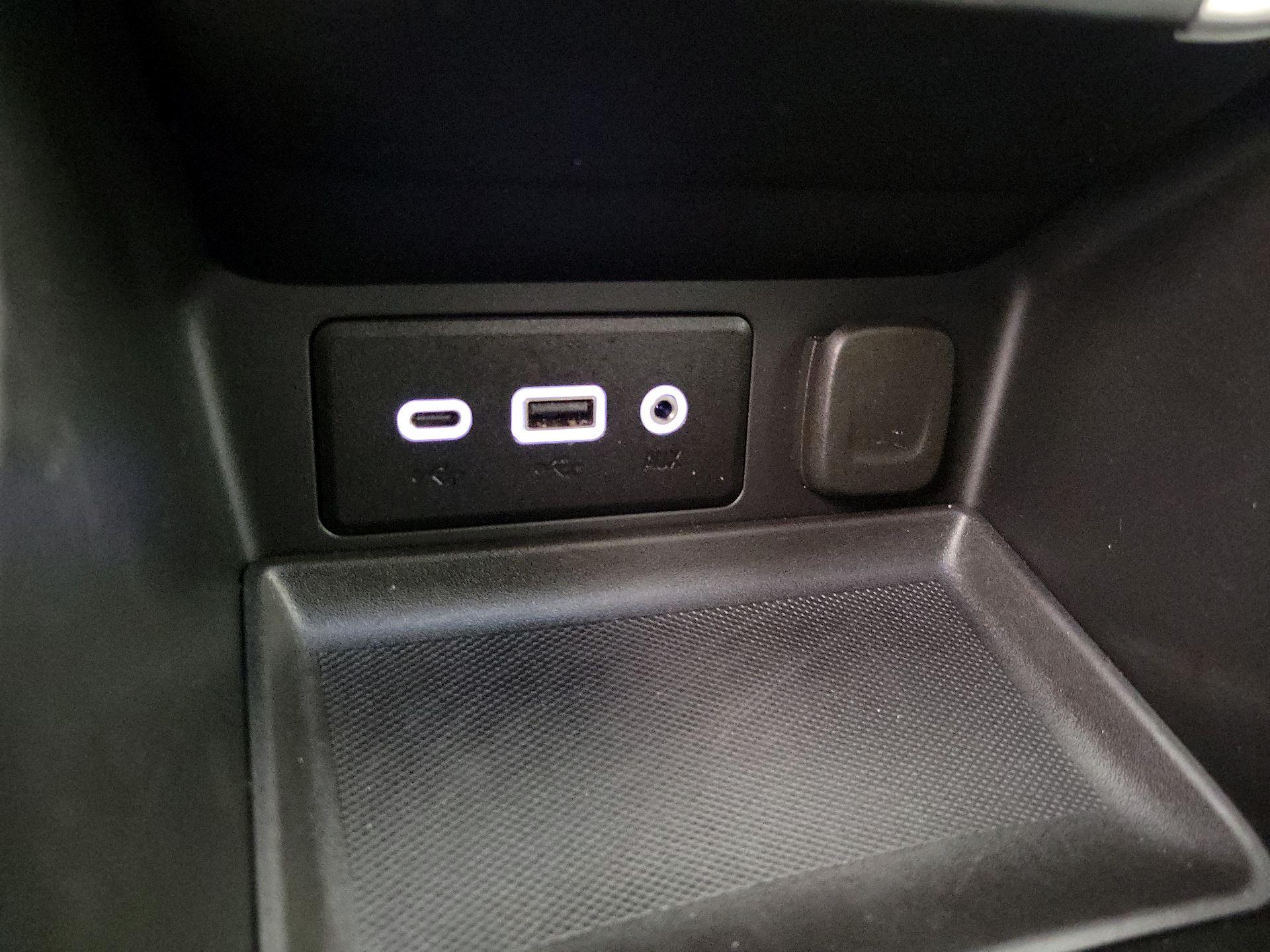 Thumbnail: 2024 GMC Terrain - 17