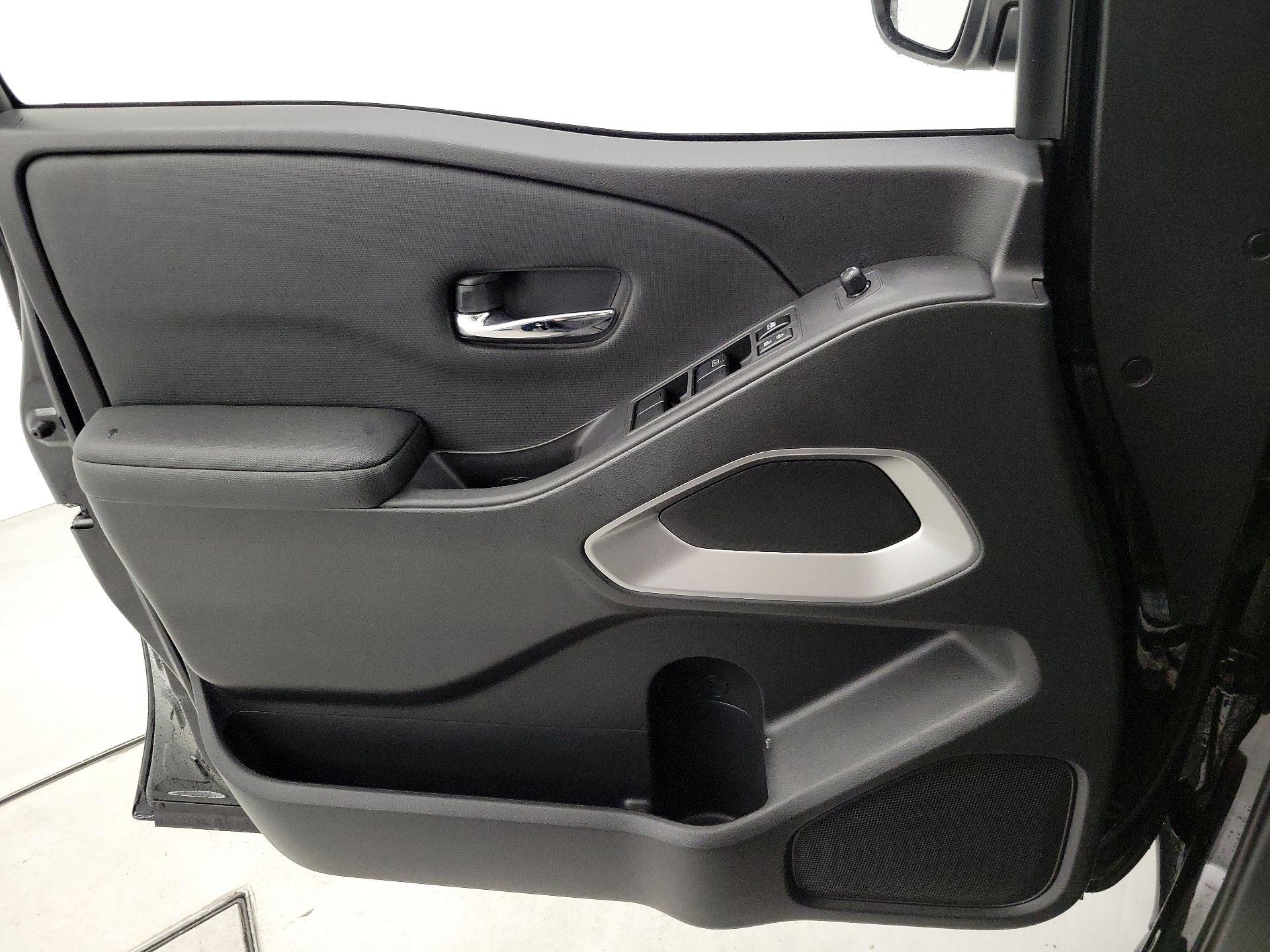 Thumbnail: 2024 Nissan Frontier - 12