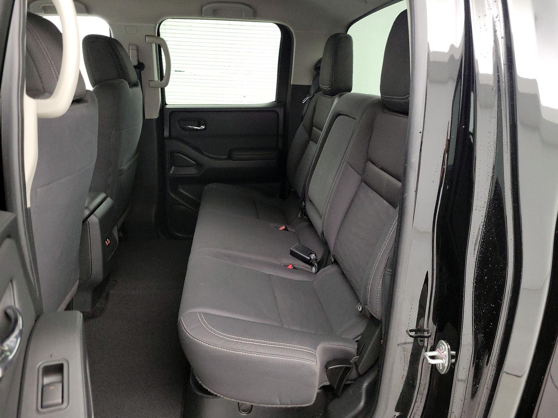 Thumbnail: 2024 Nissan Frontier - 19