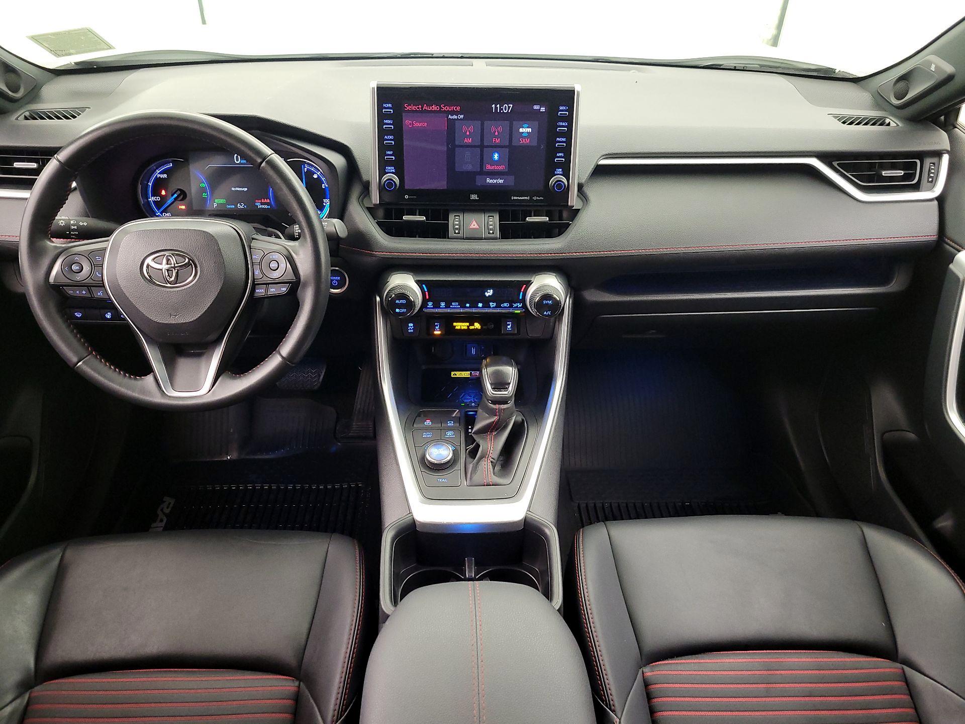 Thumbnail: 2022 Toyota RAV4 - 9