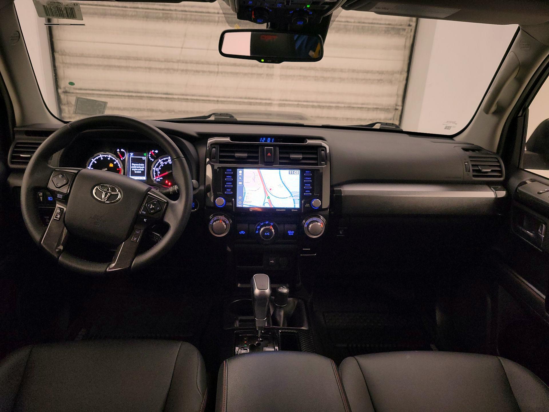 Thumbnail: 2020 Toyota 4Runner - 9