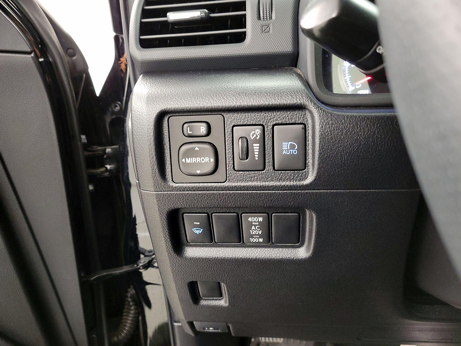 Thumbnail: 2020 Toyota 4Runner - 13