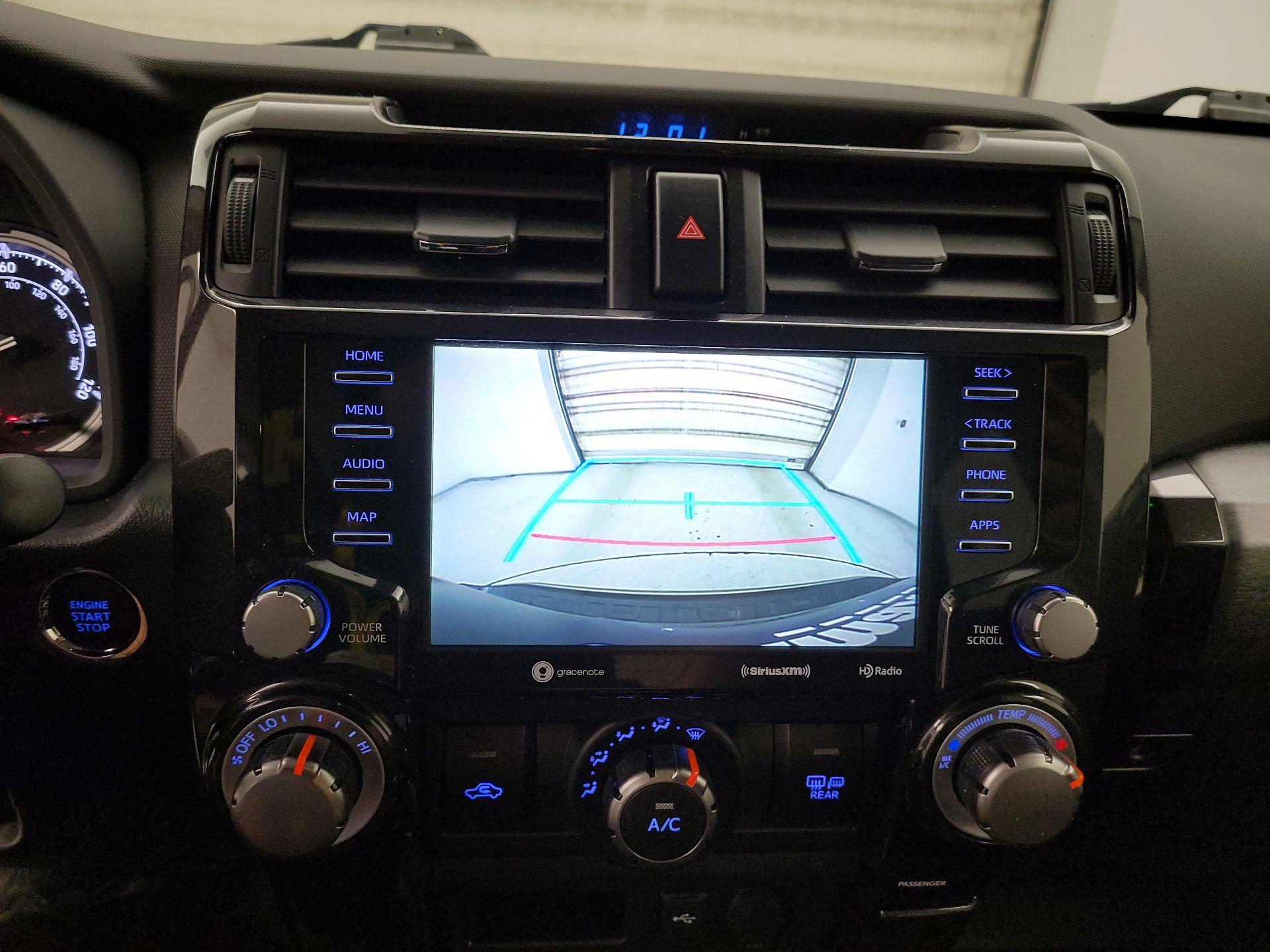 Thumbnail: 2020 Toyota 4Runner - 15