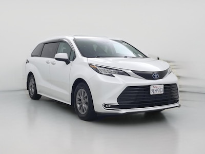 2023 Toyota Sienna Hybrid XLE