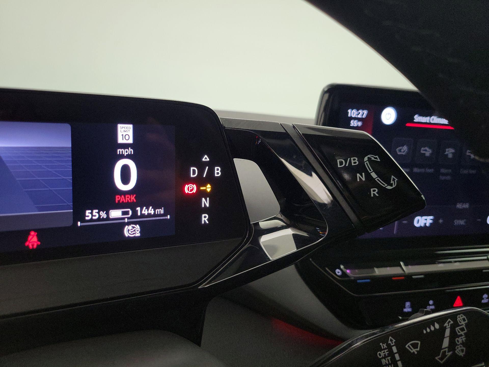 Thumbnail: 2023 Volkswagen ID.4 - 16