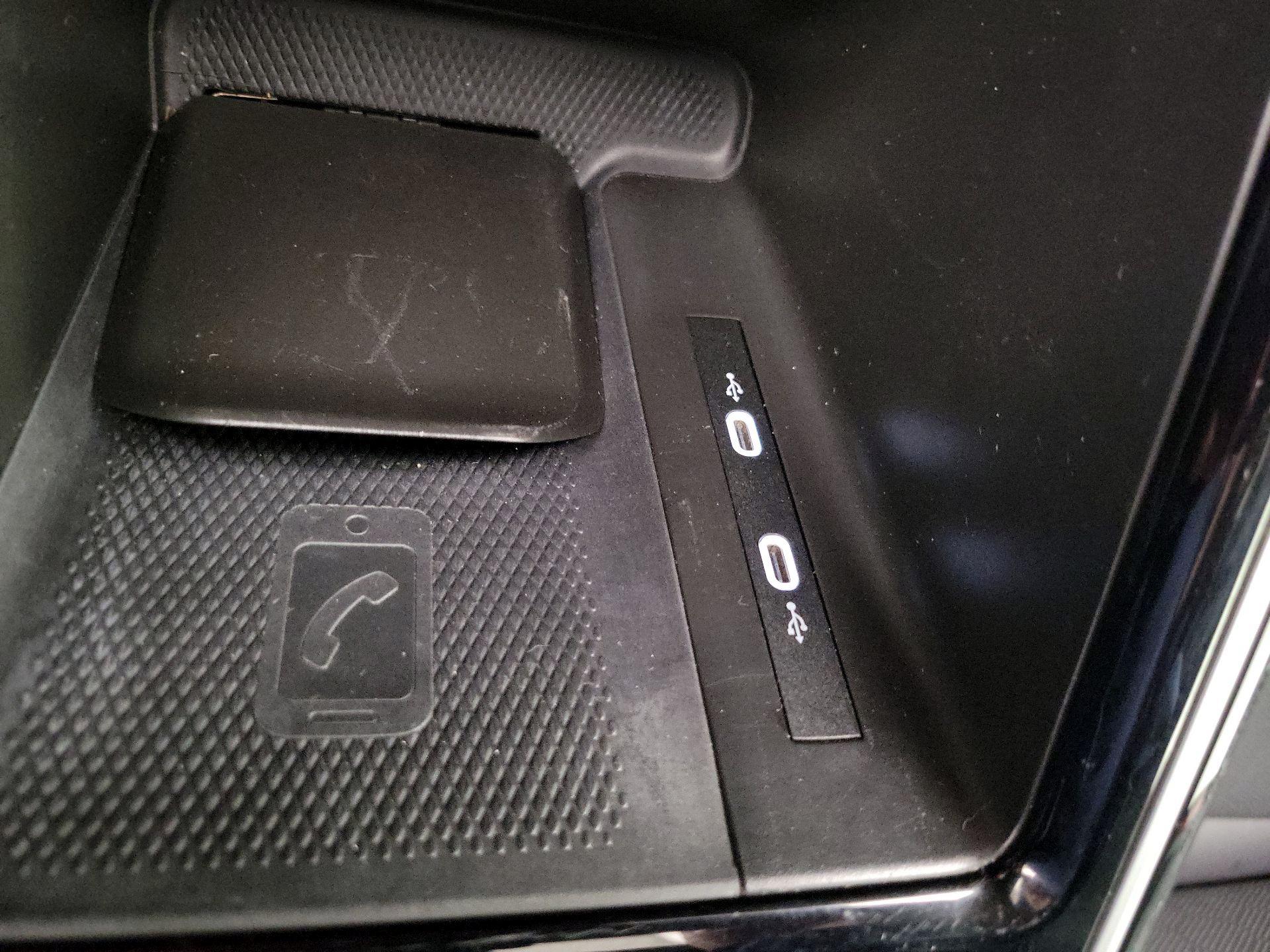 Thumbnail: 2023 Volkswagen ID.4 - 17