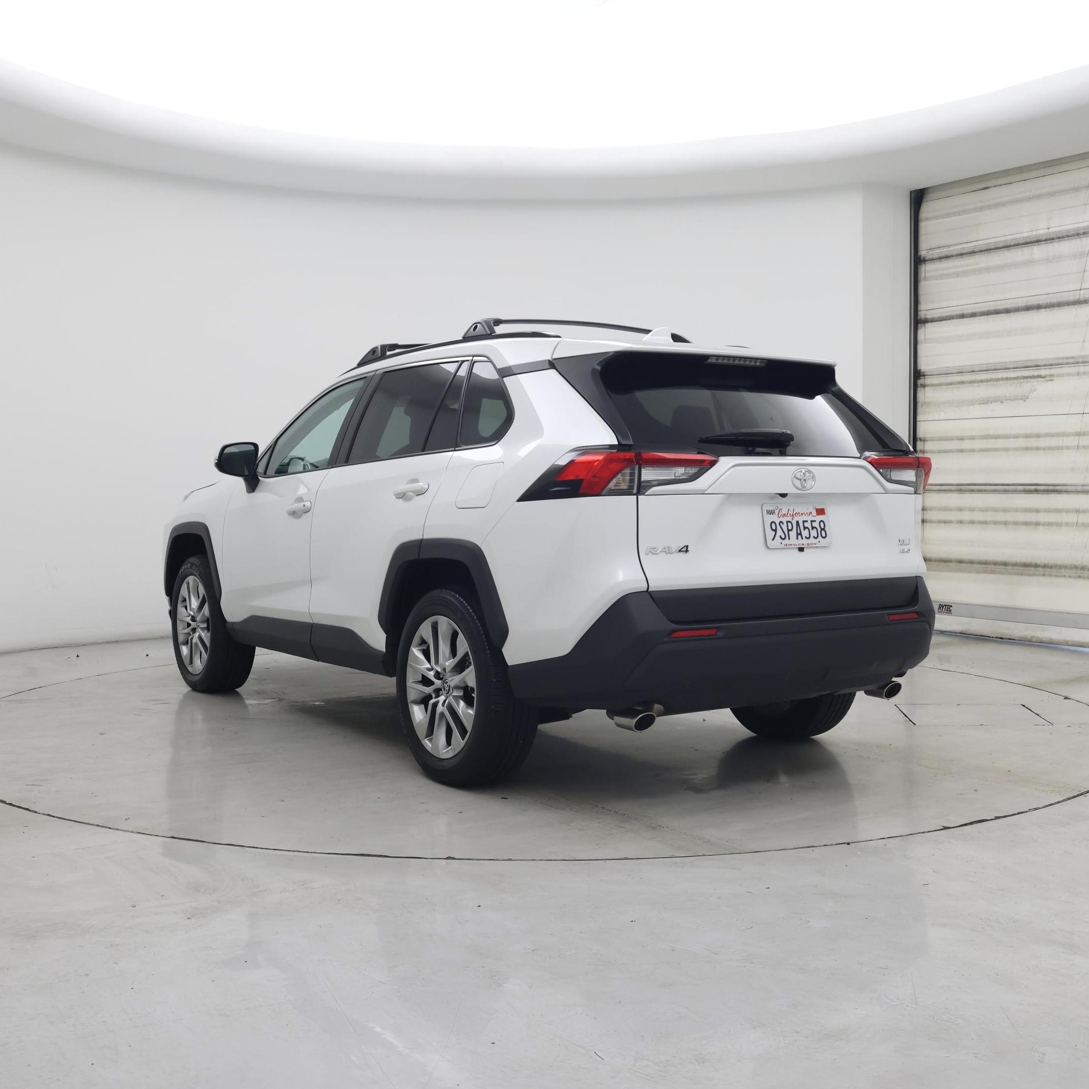 Thumbnail: 2025 Toyota RAV4 - 2