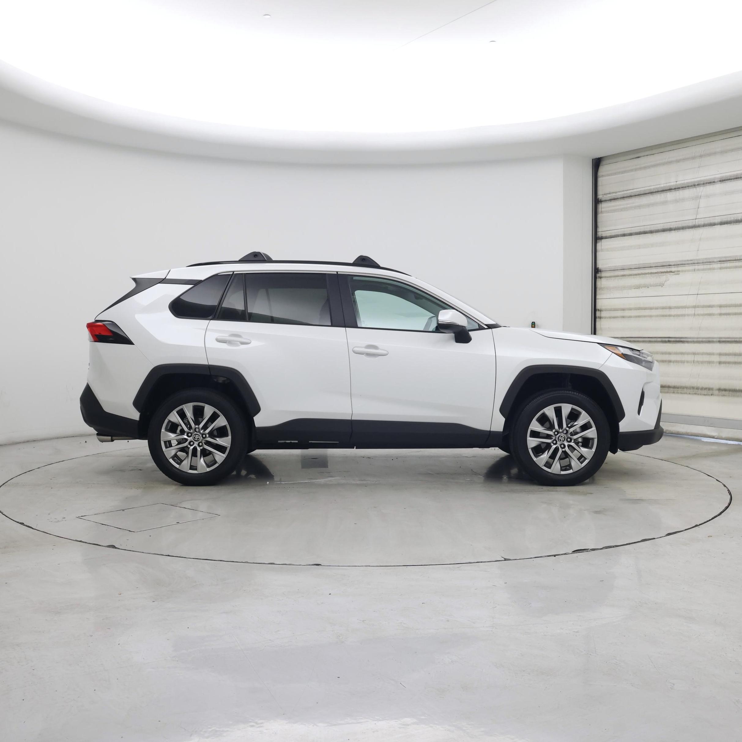 Thumbnail: 2025 Toyota RAV4 - 7