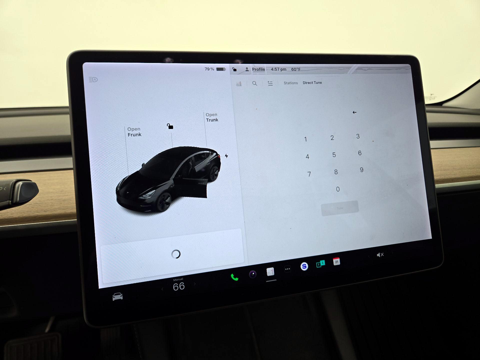 Thumbnail: 2021 Tesla Model 3 - 15