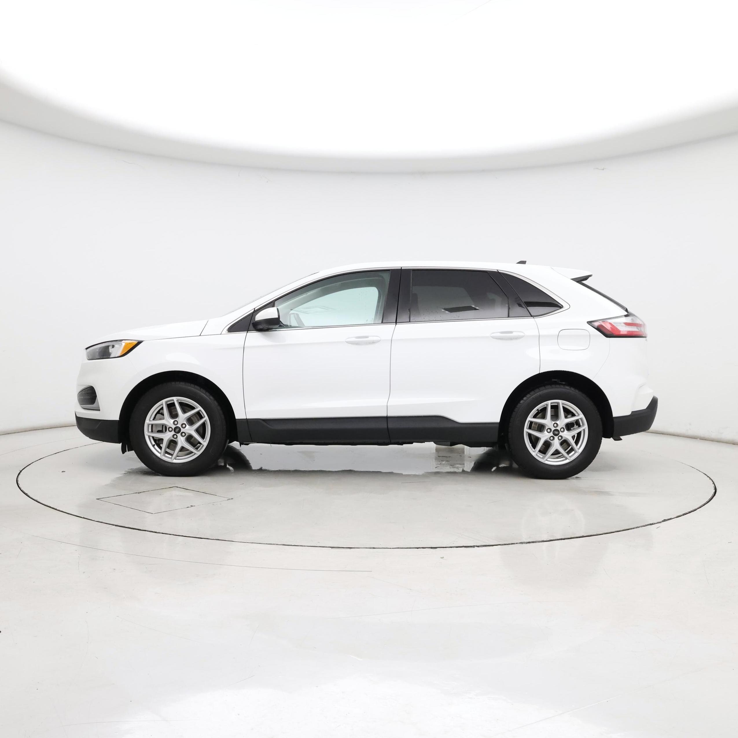 Thumbnail: 2024 Ford Edge - 3