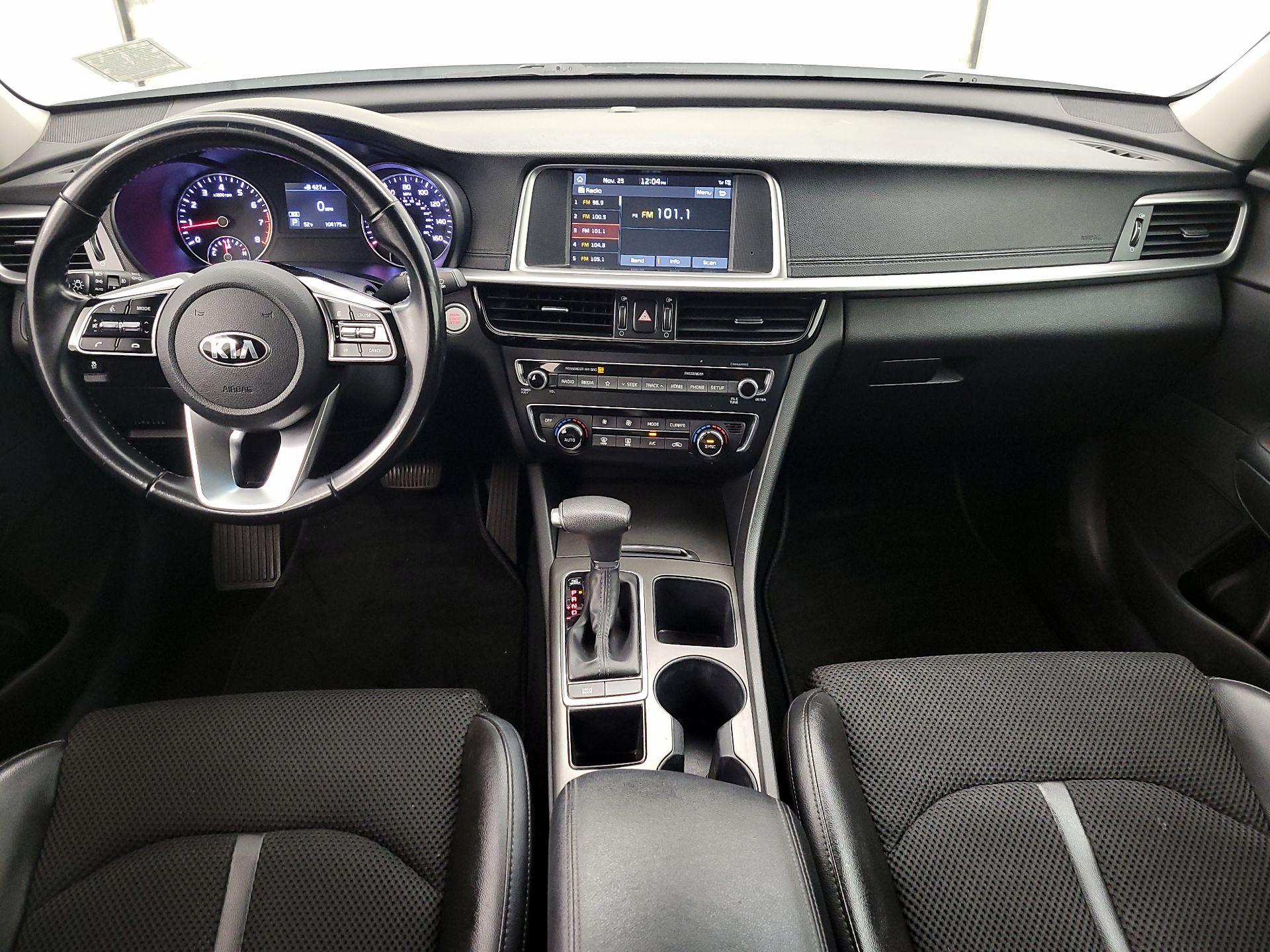 Thumbnail: 2019 Kia Optima - 9