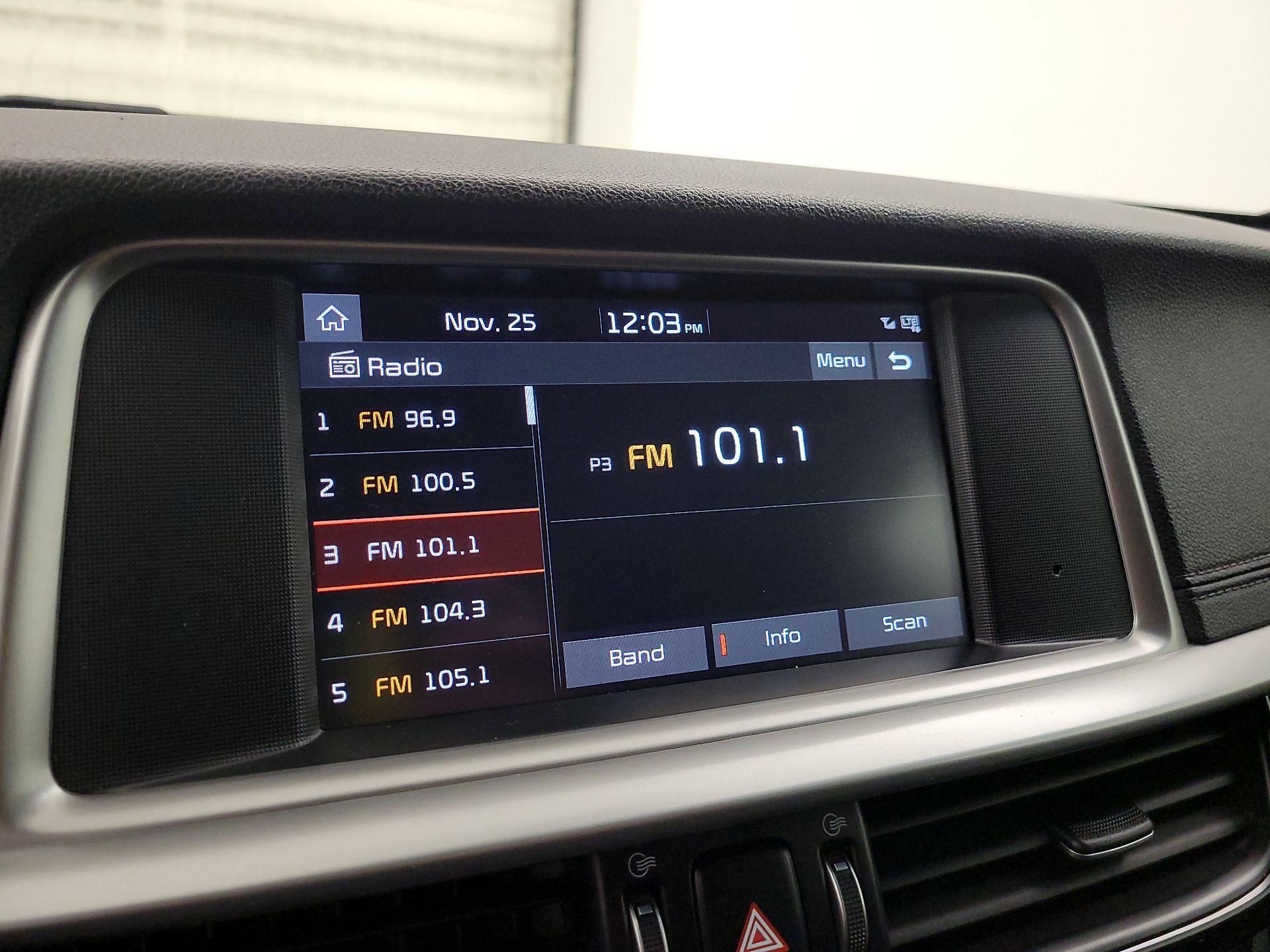 Thumbnail: 2019 Kia Optima - 14