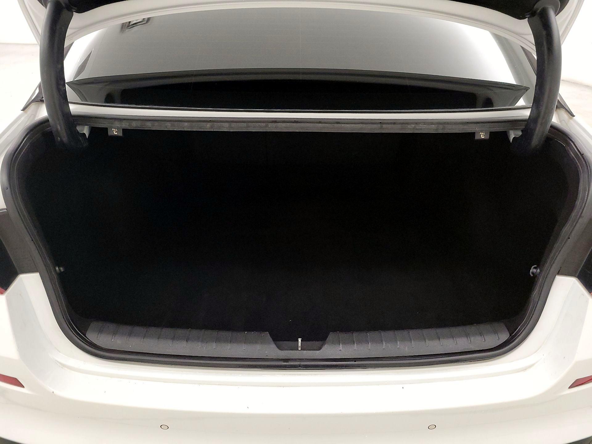 Thumbnail: 2019 Kia Optima - 18