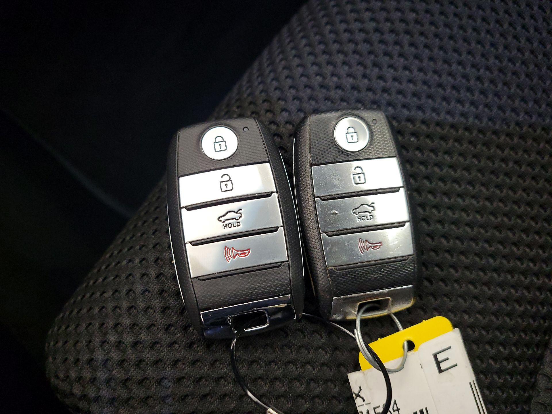 Thumbnail: 2019 Kia Optima - 20