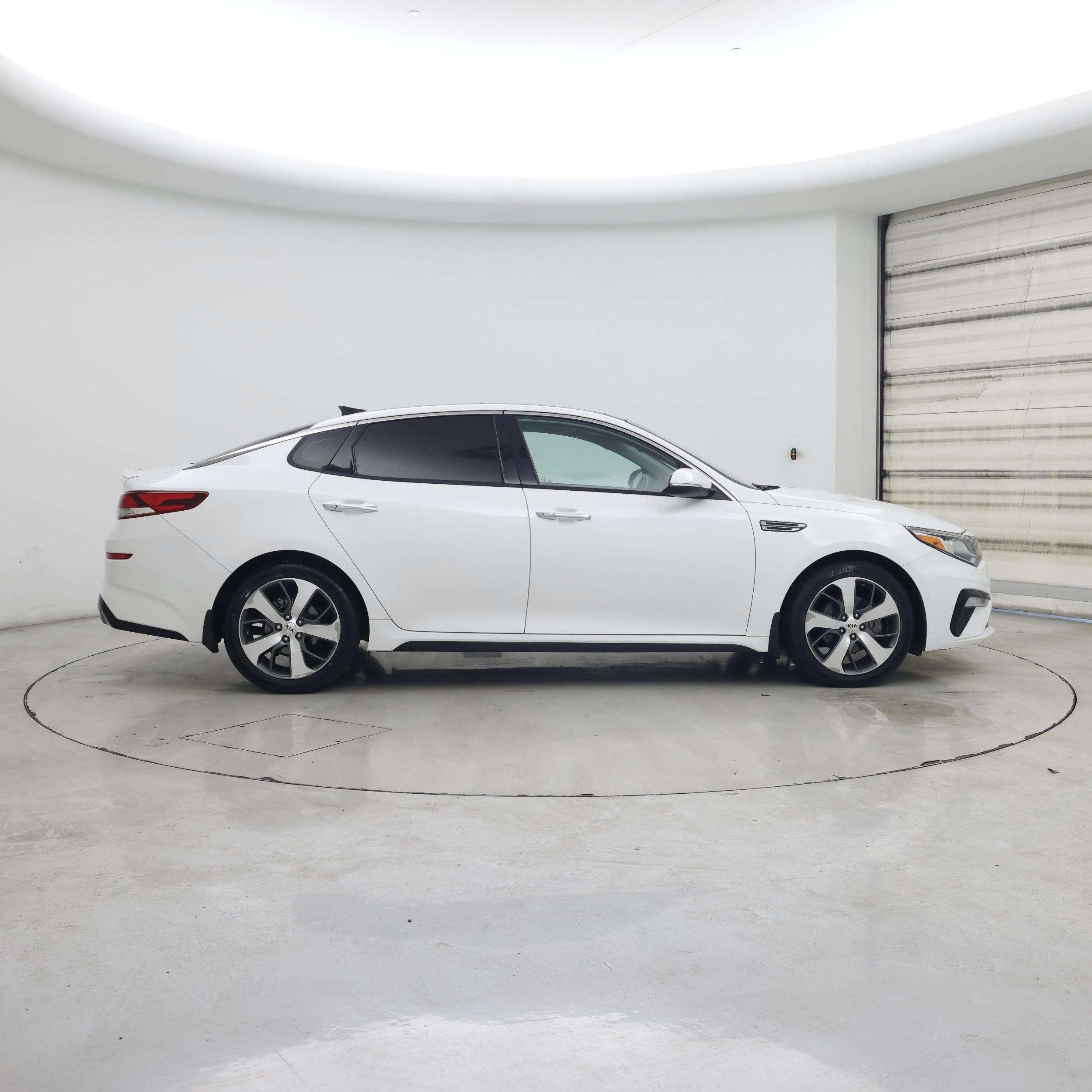 Thumbnail: 2019 Kia Optima - 7