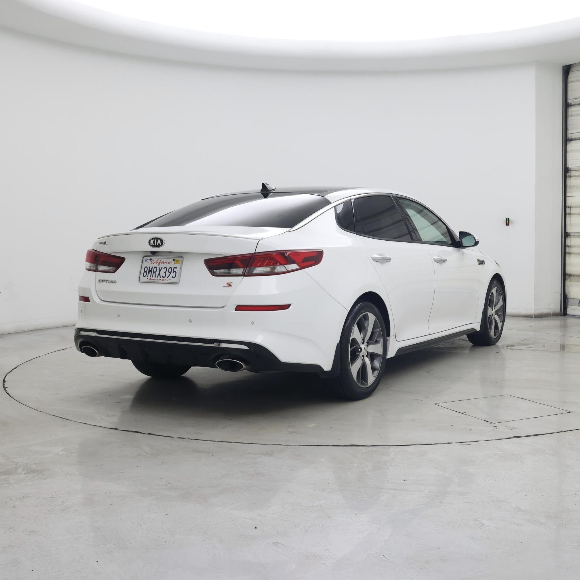 Thumbnail: 2019 Kia Optima - 8