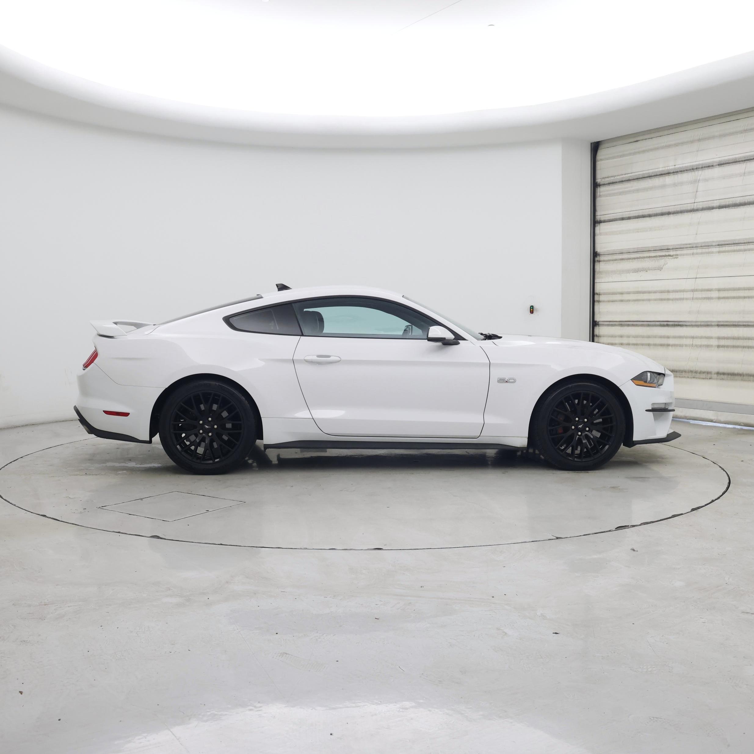 Thumbnail: 2021 Ford Mustang - 7