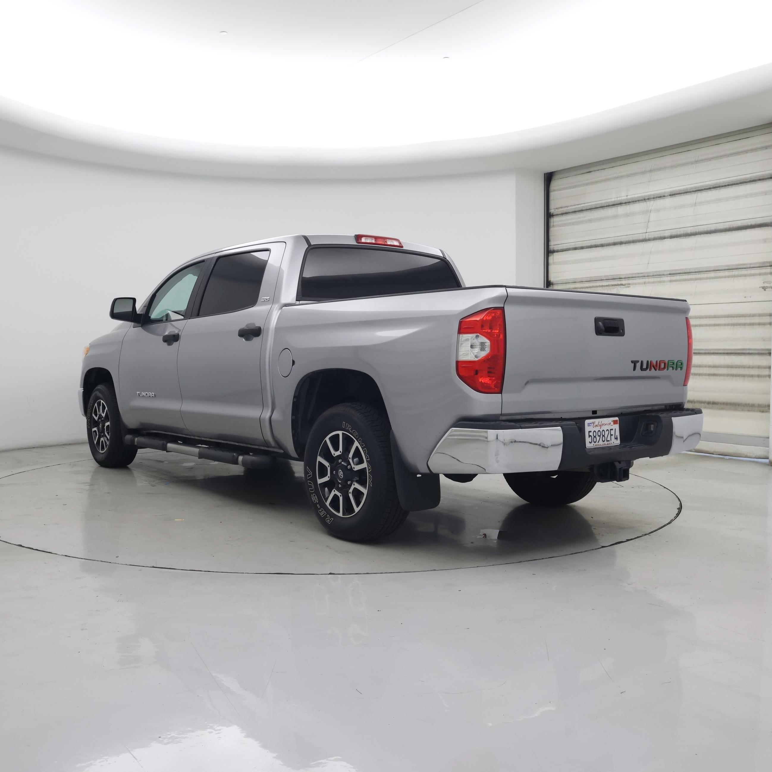 Thumbnail: 2016 Toyota Tundra - 2