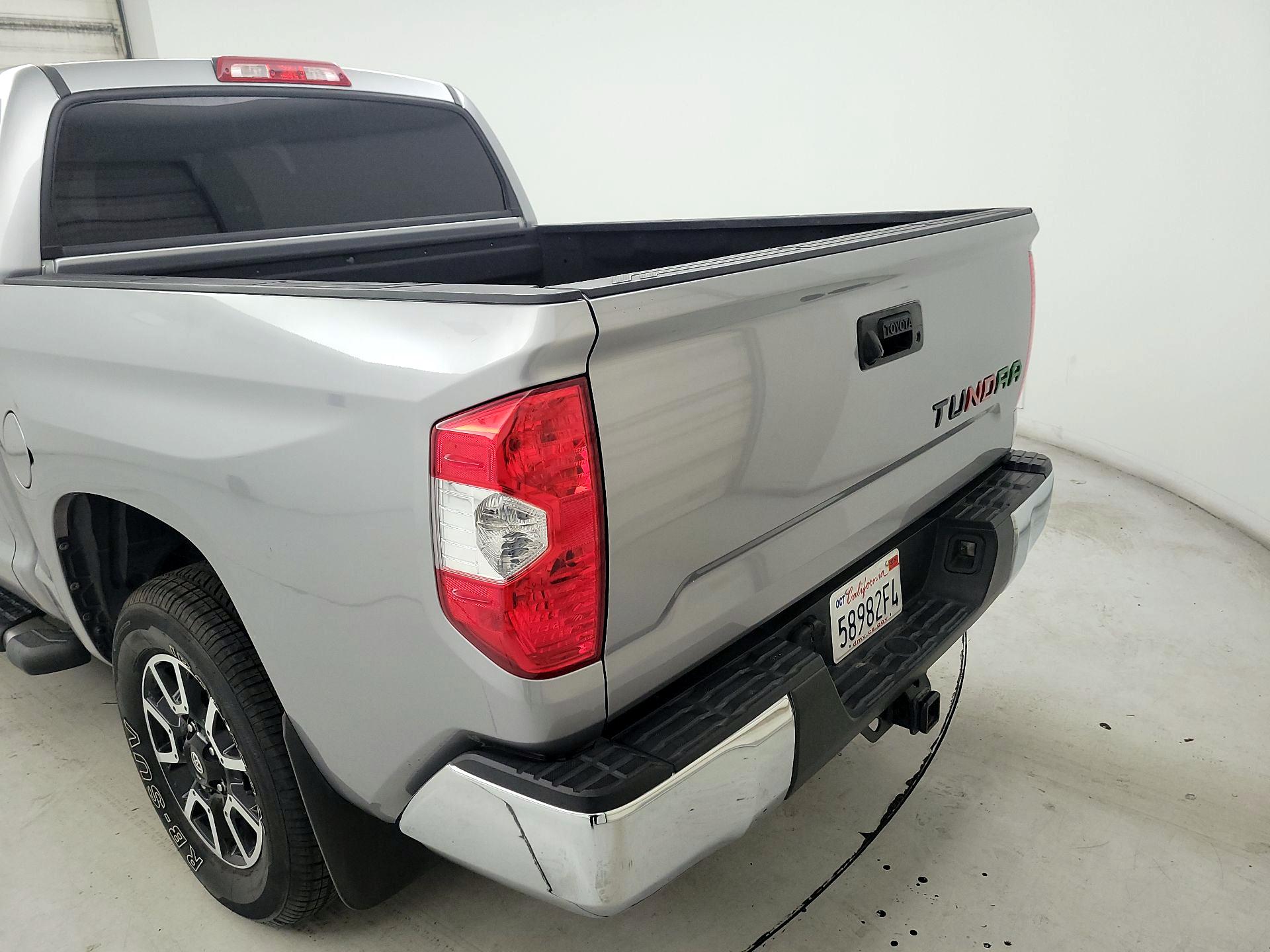 Thumbnail: 2016 Toyota Tundra - 20